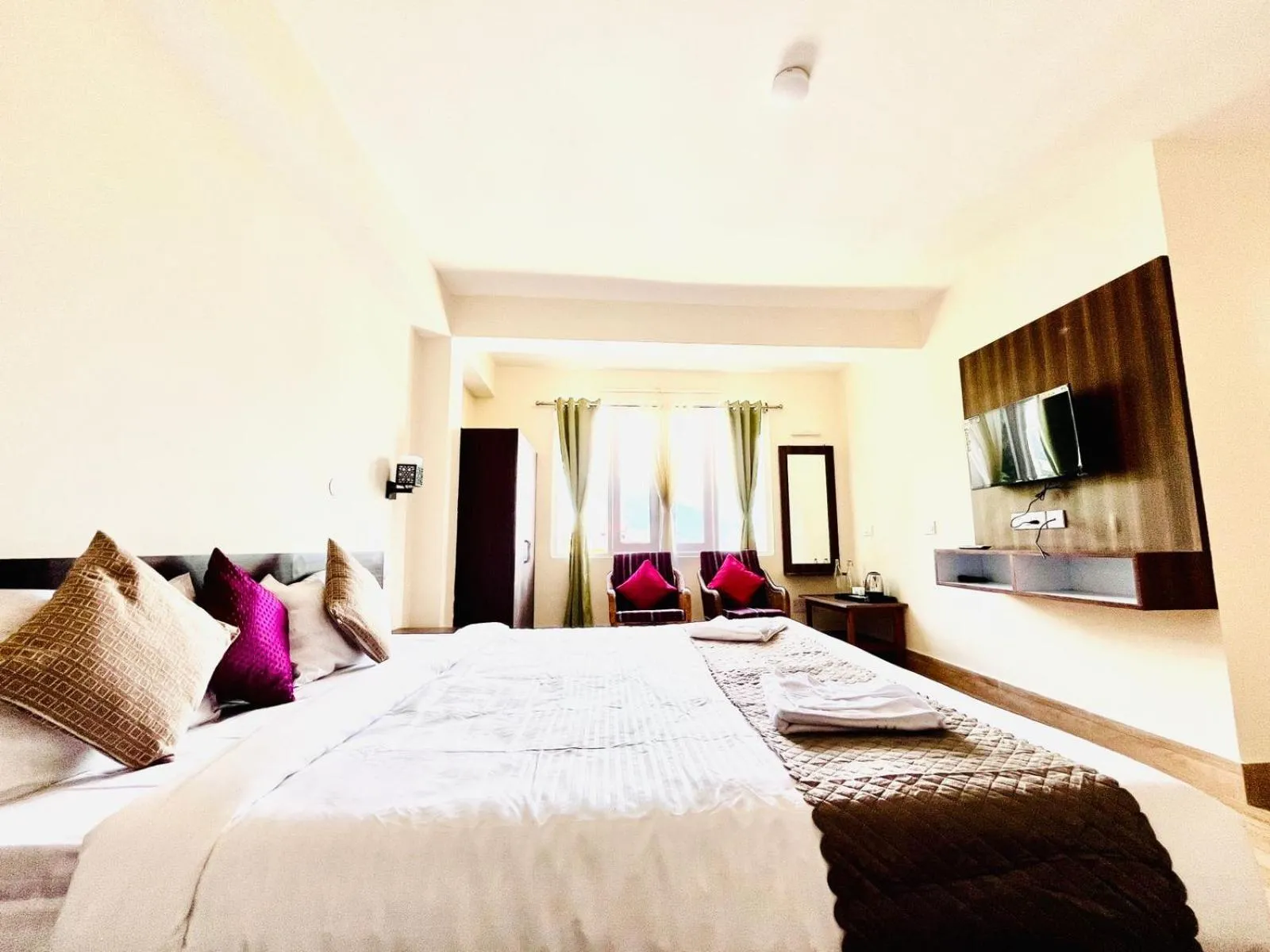 Bed in Hotel Swagat