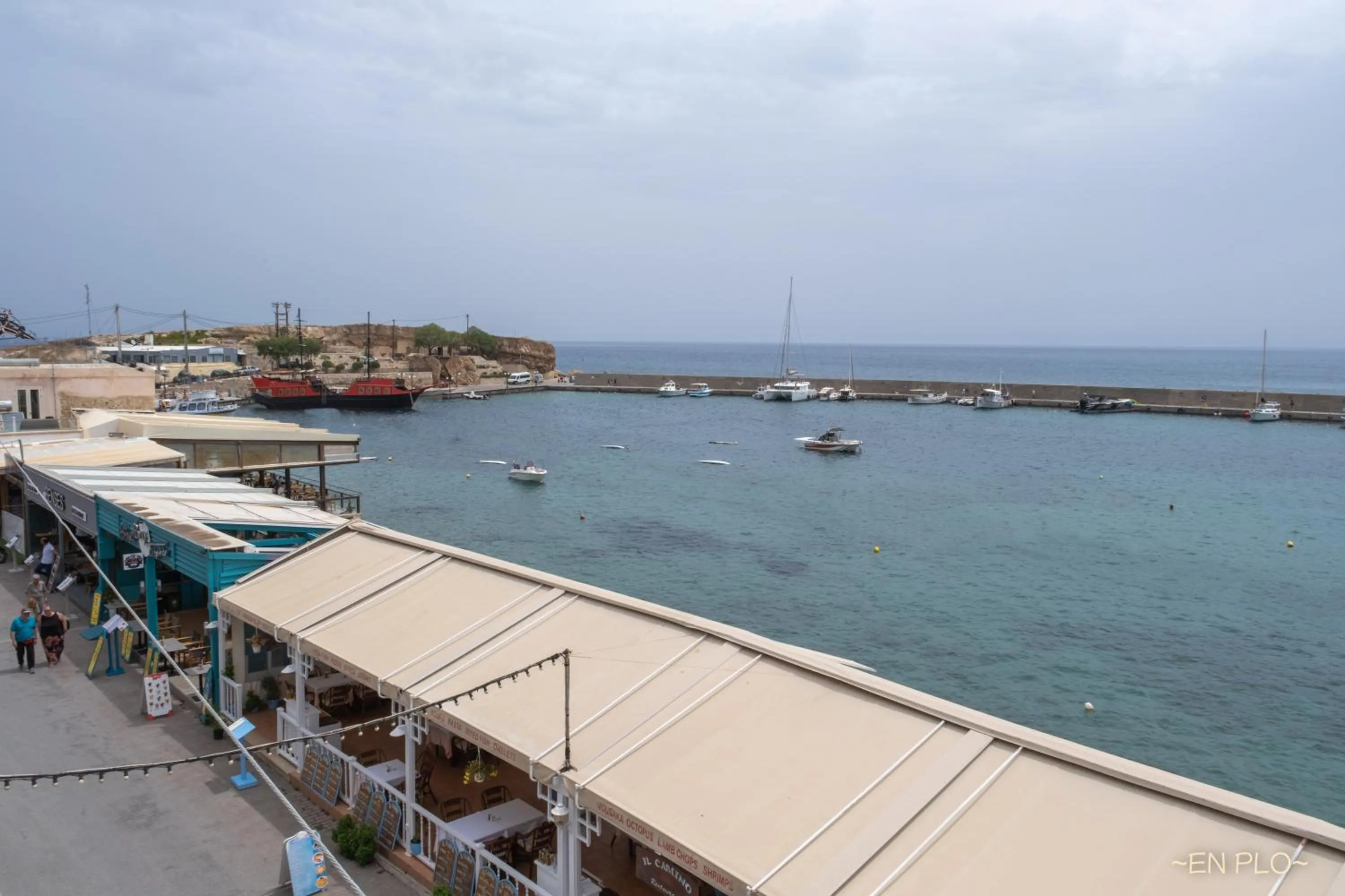 Day in Enplo Apartments