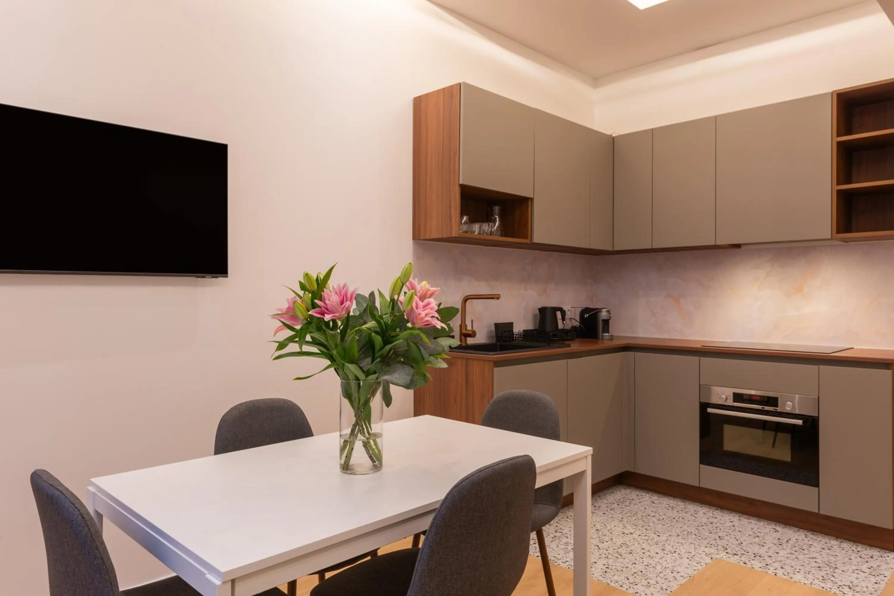 kitchen in Faubourg Station