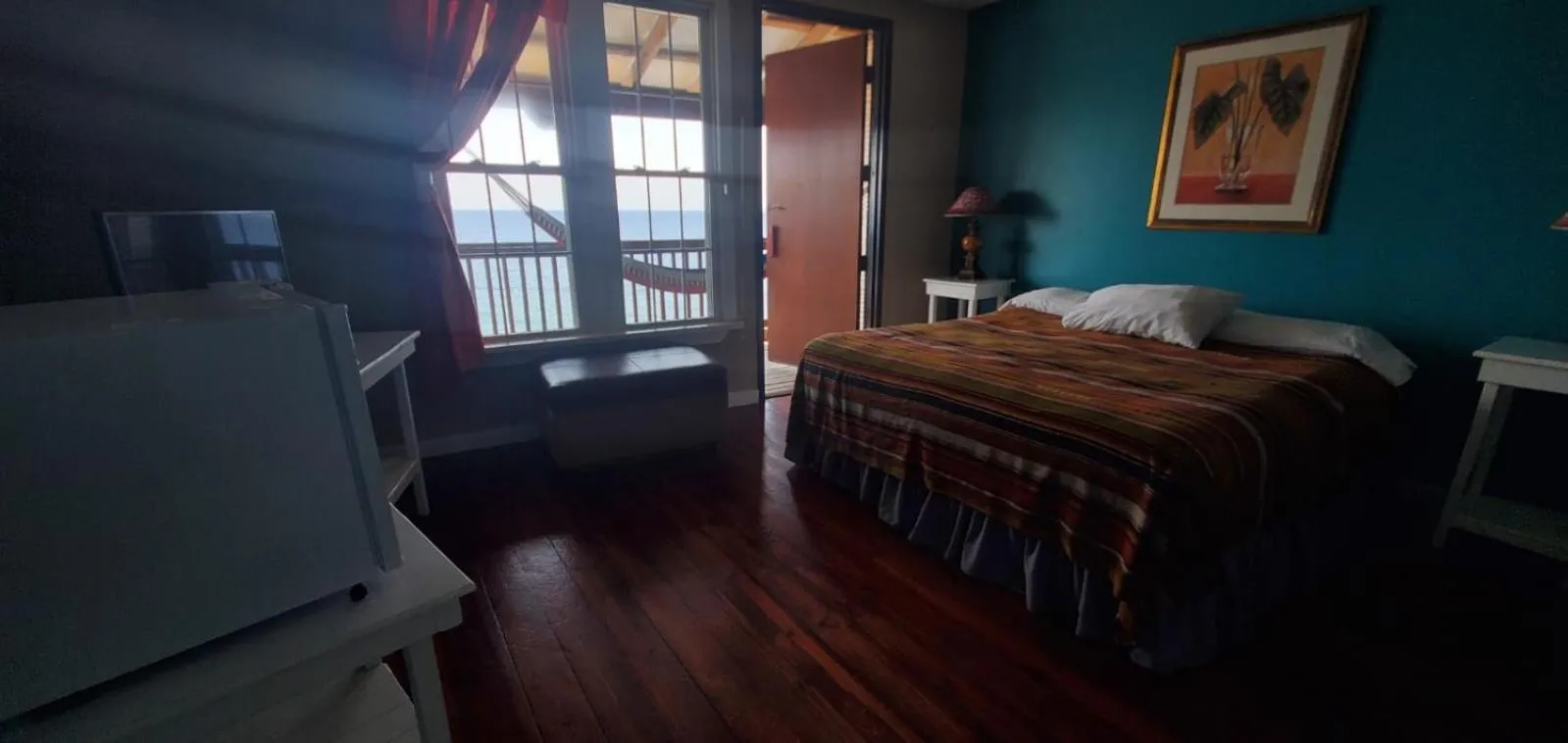 Bedroom, Bed in Lands End