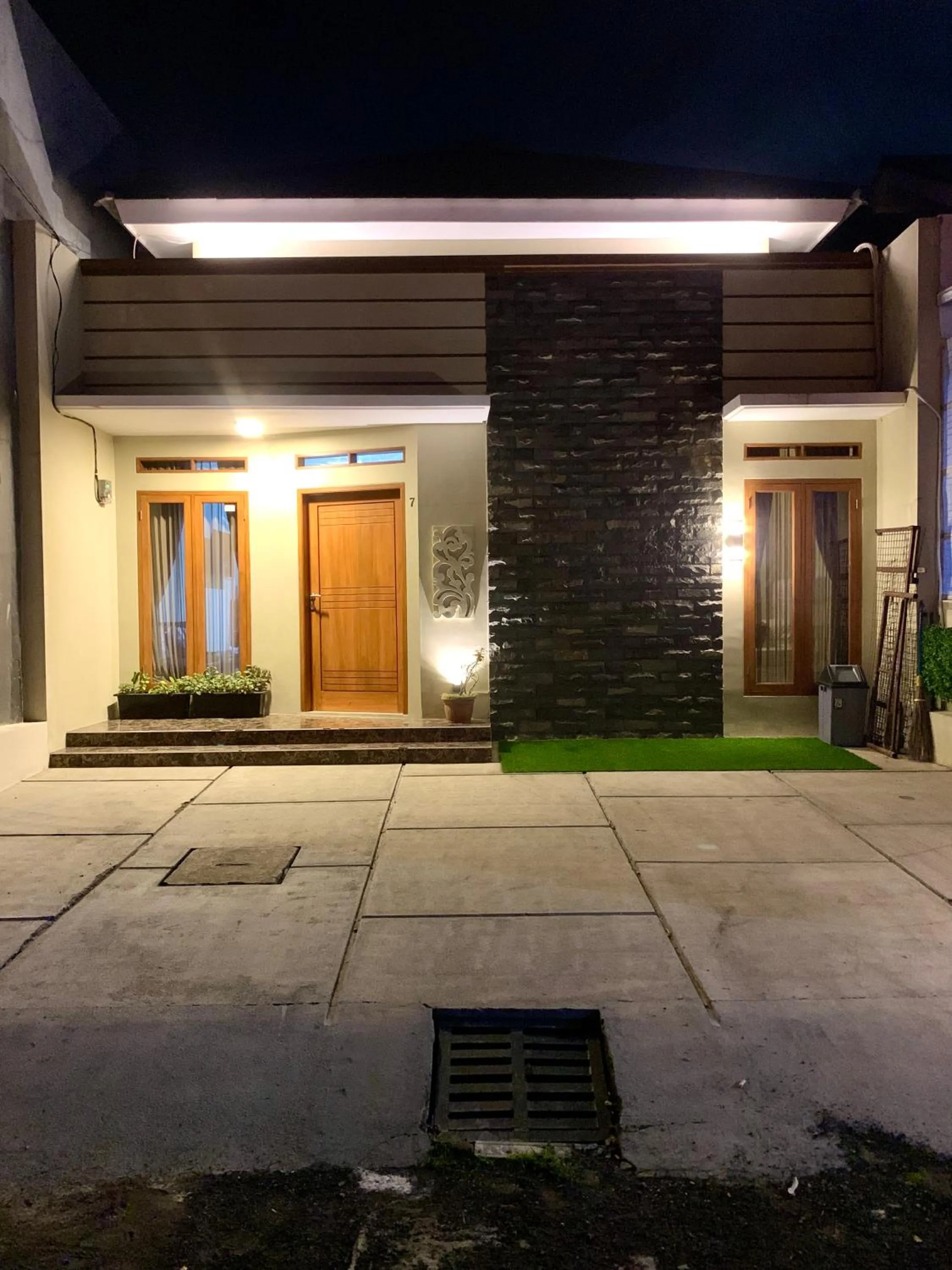 Property building in Blezz Villa Nirwana Tasik