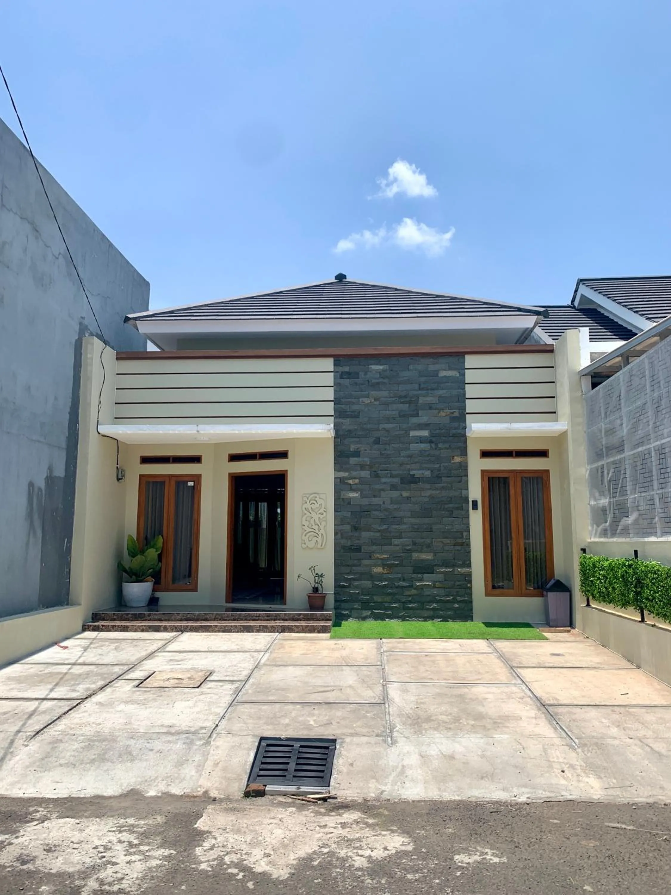 Property building in Blezz Villa Nirwana Tasik