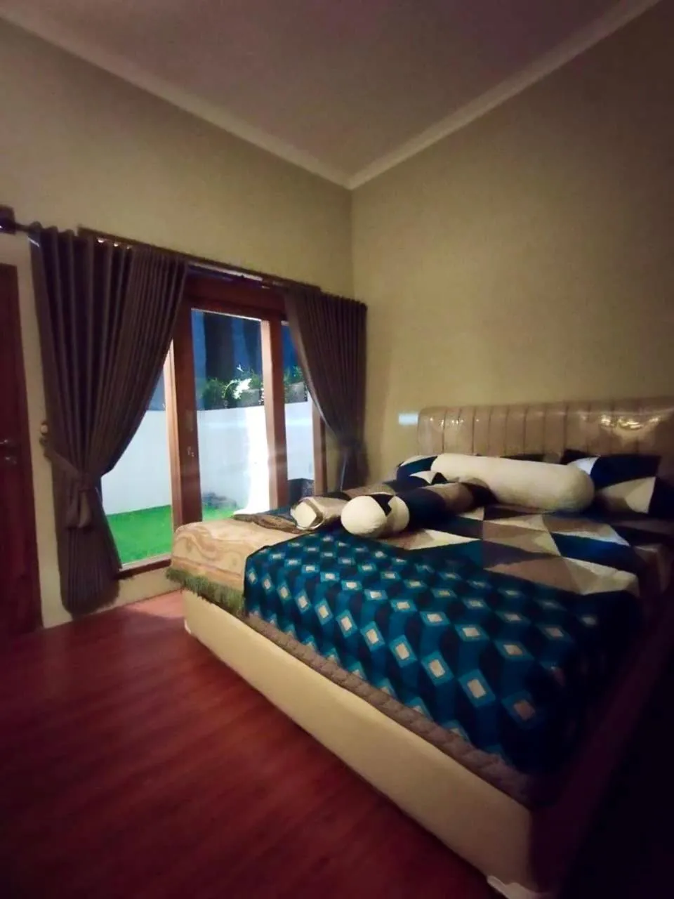 Bed in Blezz Villa Nirwana Tasik