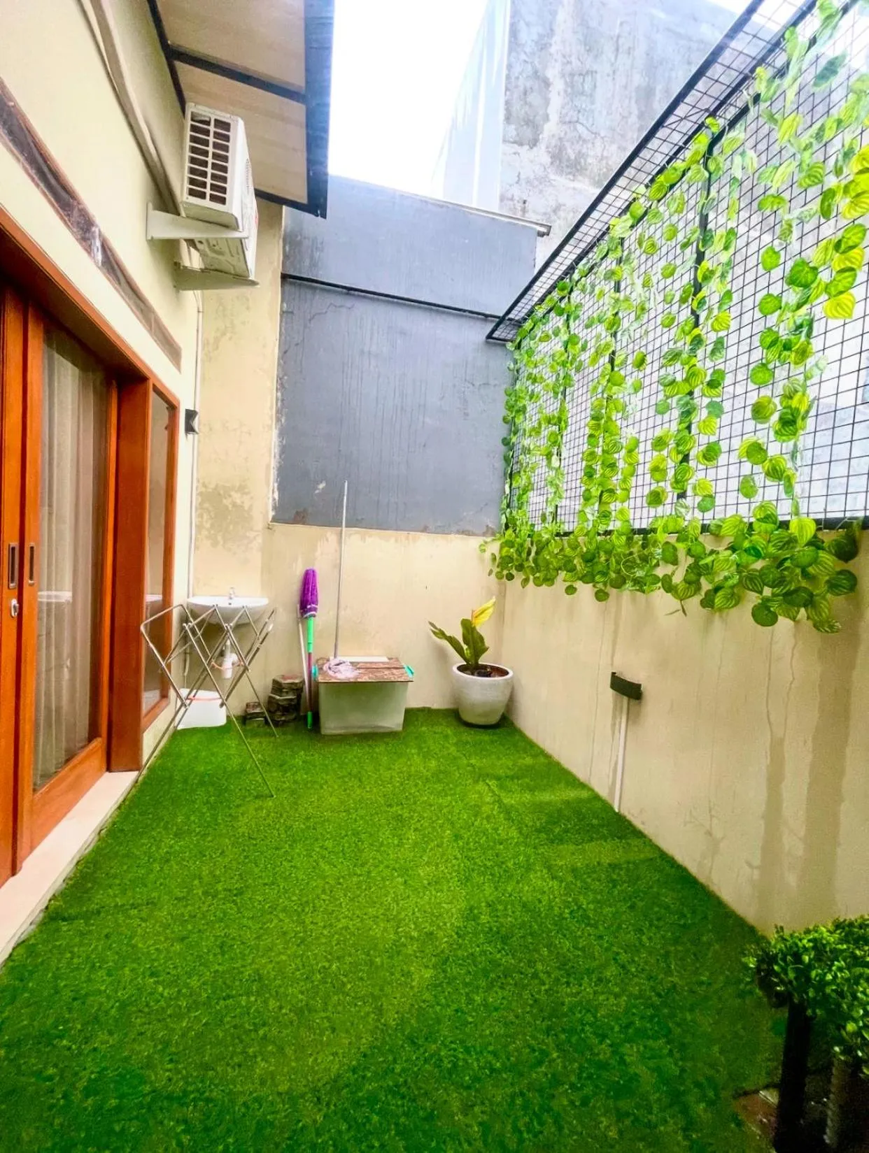 Property building in Blezz Villa Nirwana Tasik