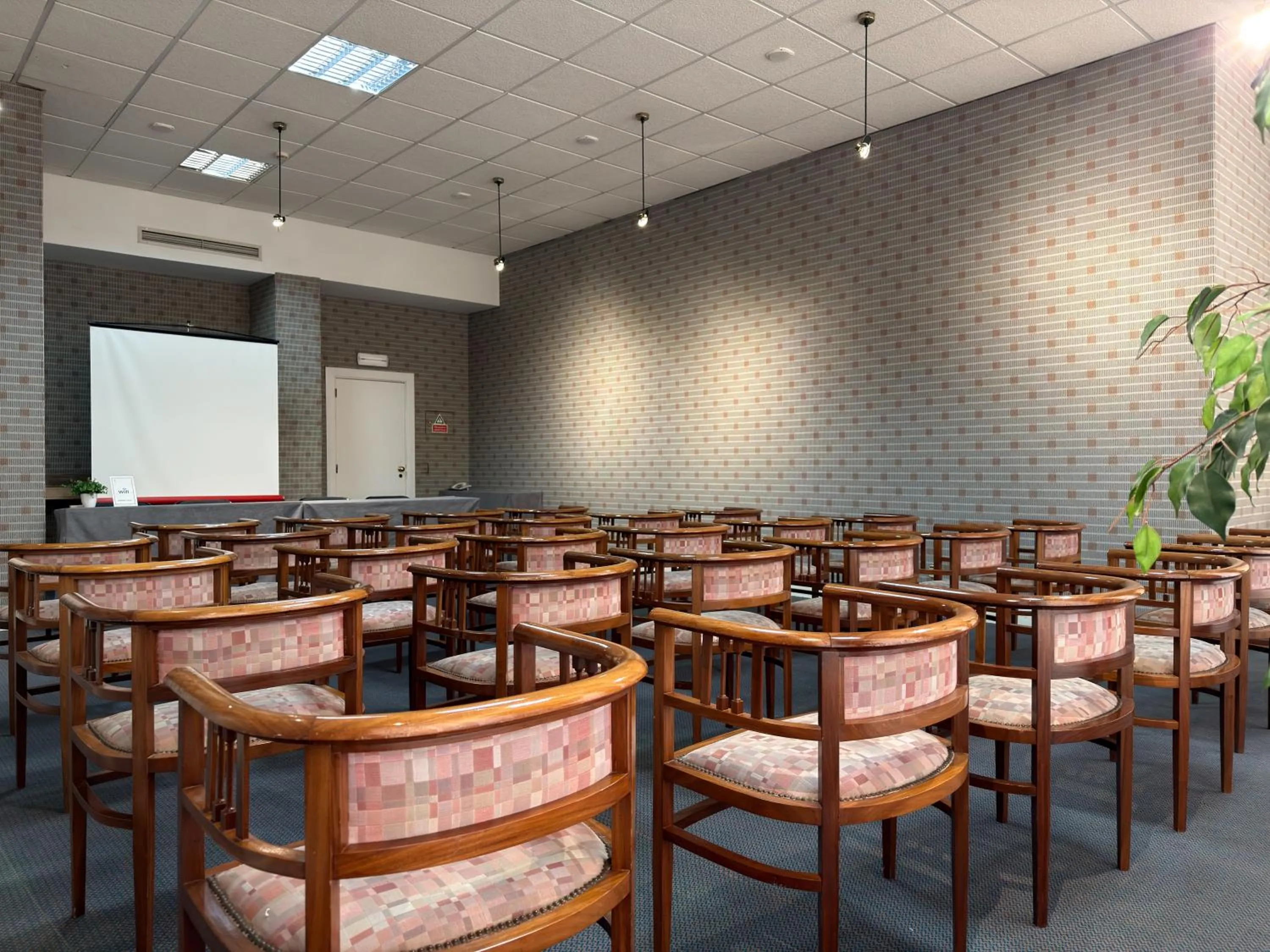 Meeting/conference room in Luna Hotel da Oura