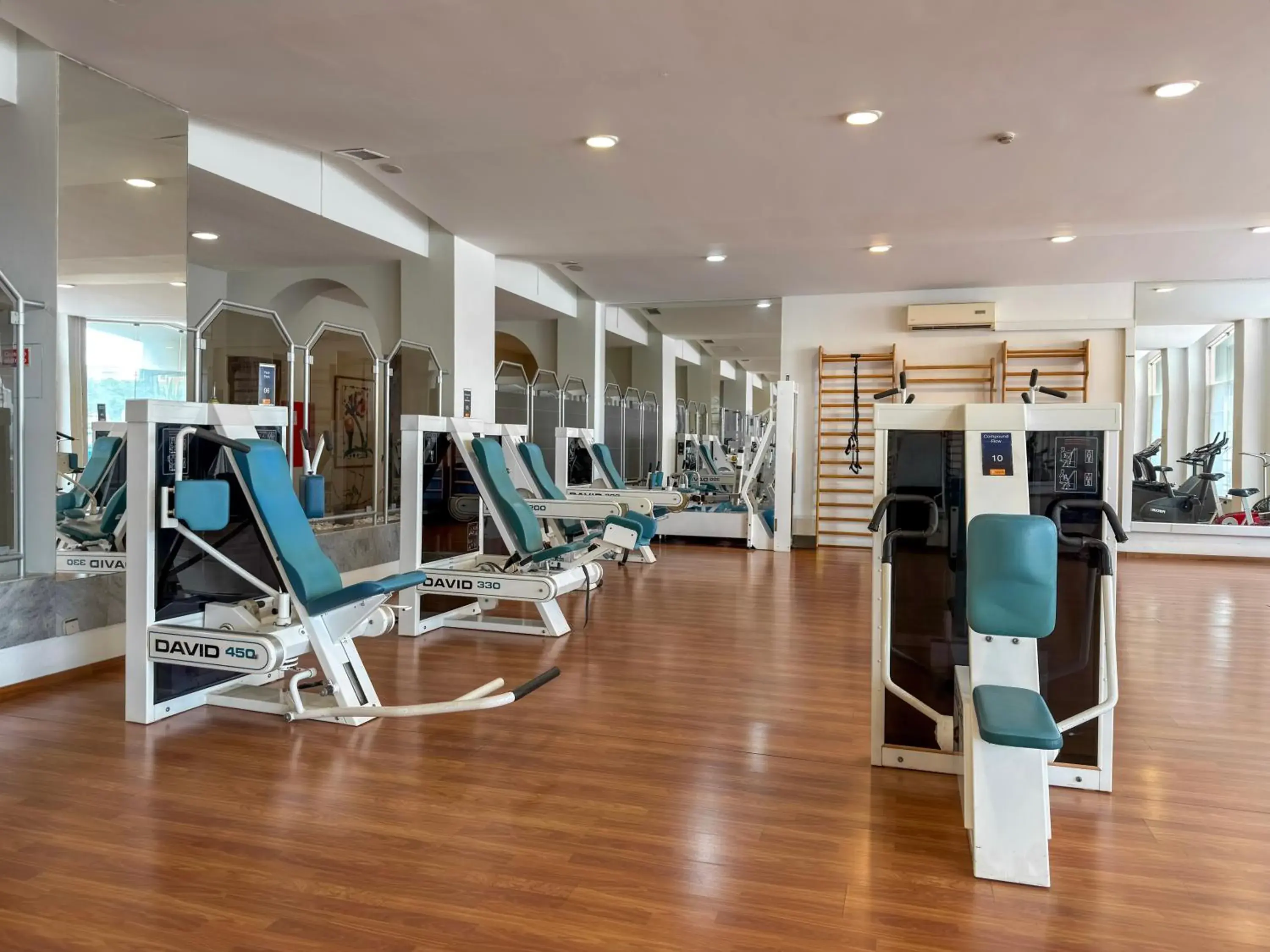 Fitness centre/facilities in Luna Hotel da Oura Fitness centre/facilities in Luna Hotel da Oura