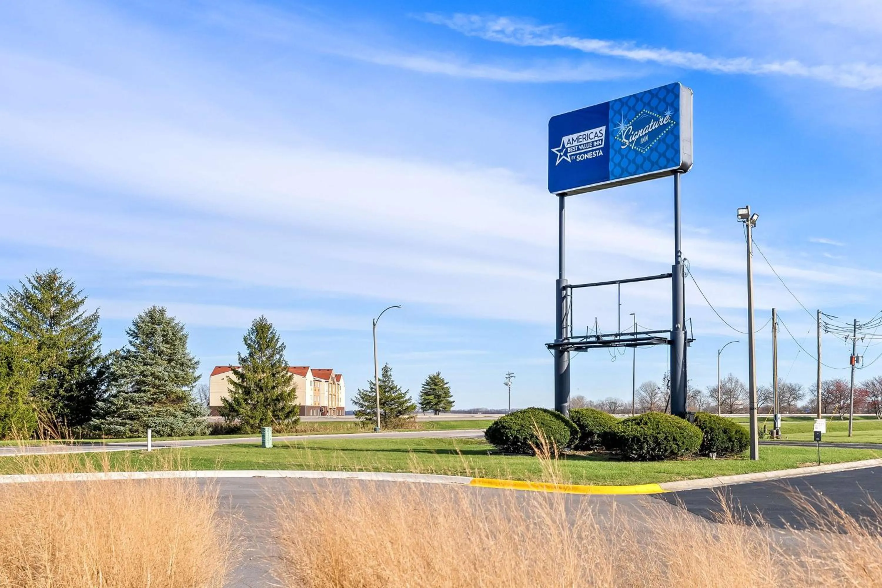 Property building in Signature Inn Danville