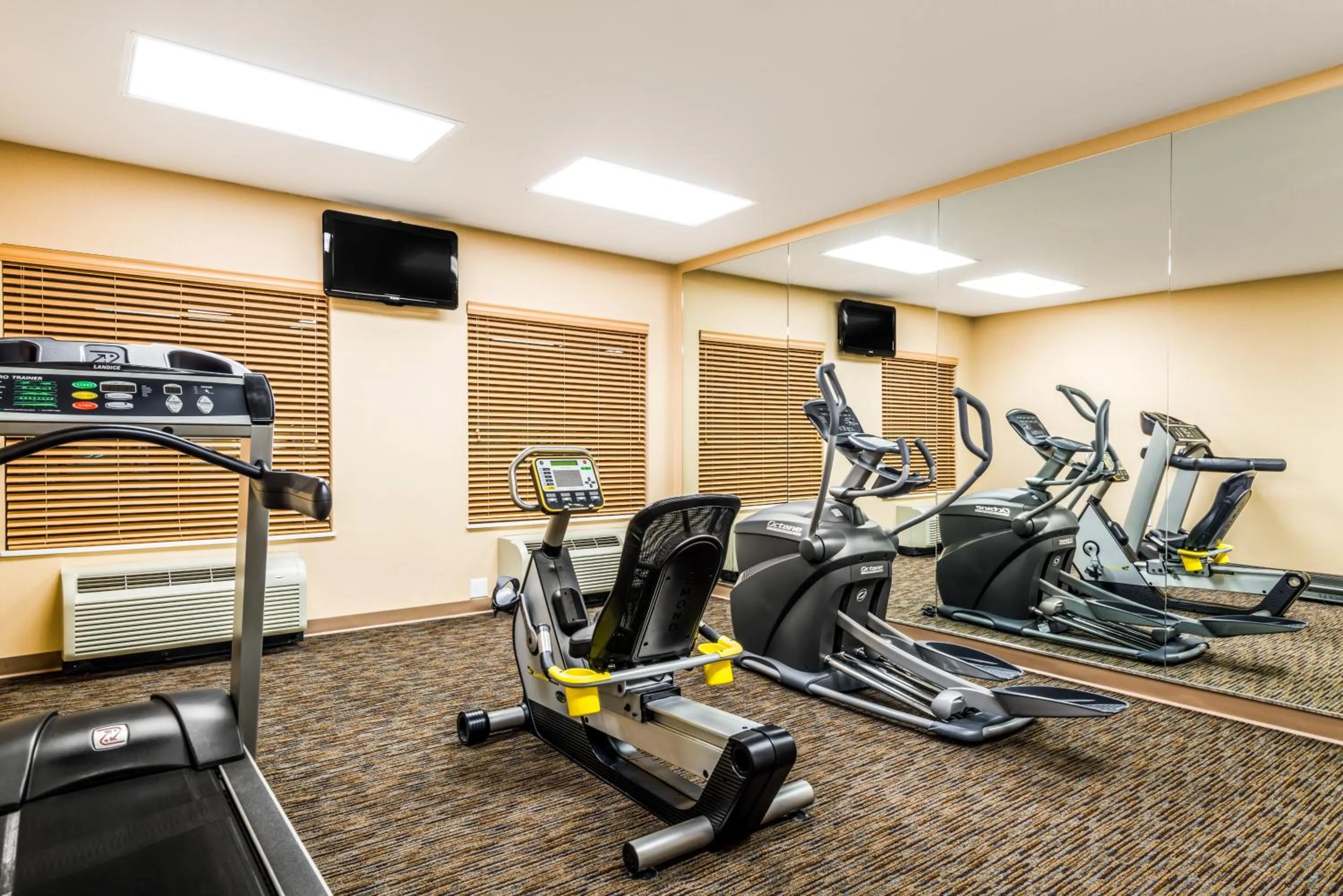 Fitness centre/facilities in Baymont by Wyndham Denver International Airport