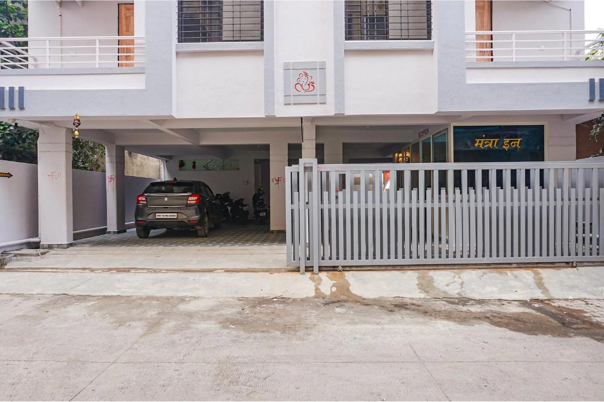 Facade/entrance in Fabhotel The Mantra inn - Nr world trade center