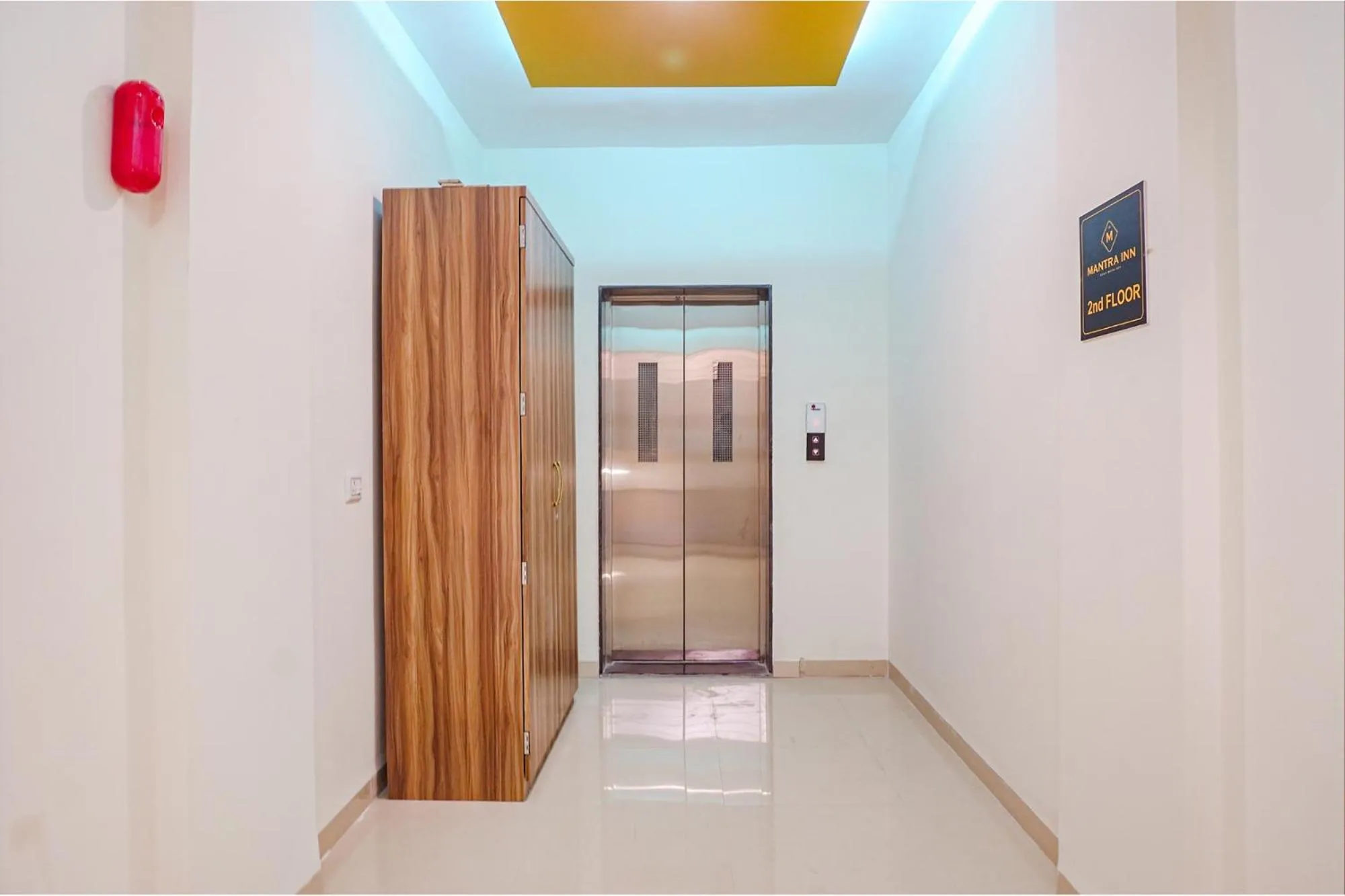 Lobby or reception in Fabhotel The Mantra inn - Nr world trade center