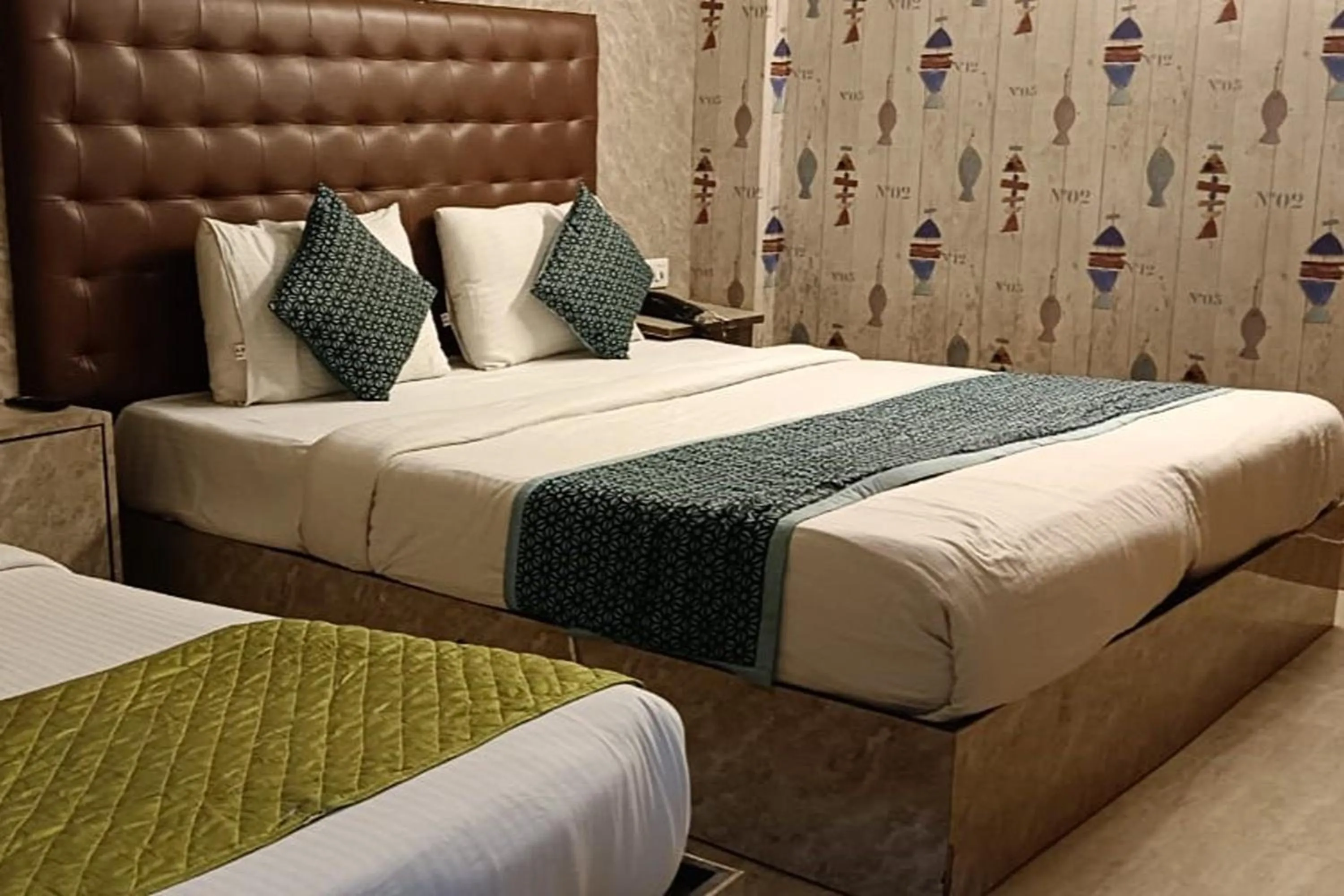 Bedroom, Bed in Hotel Sky View