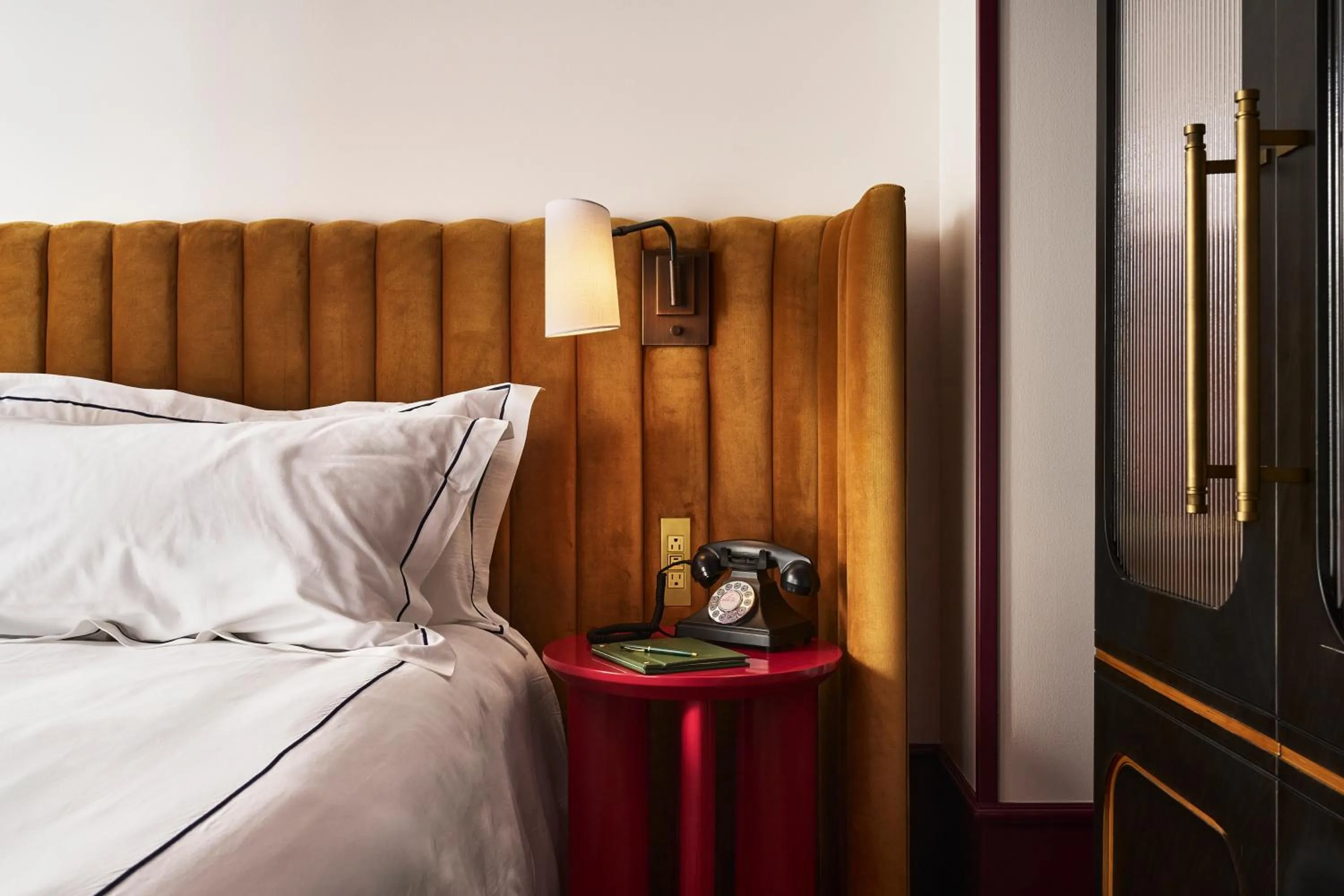 Bed in Fidelity Hotel