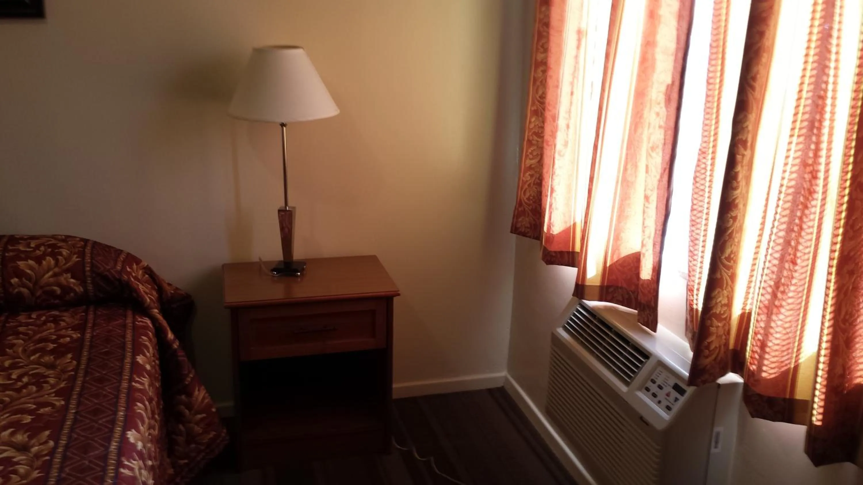 Decorative detail, Bed in Lido Hotel