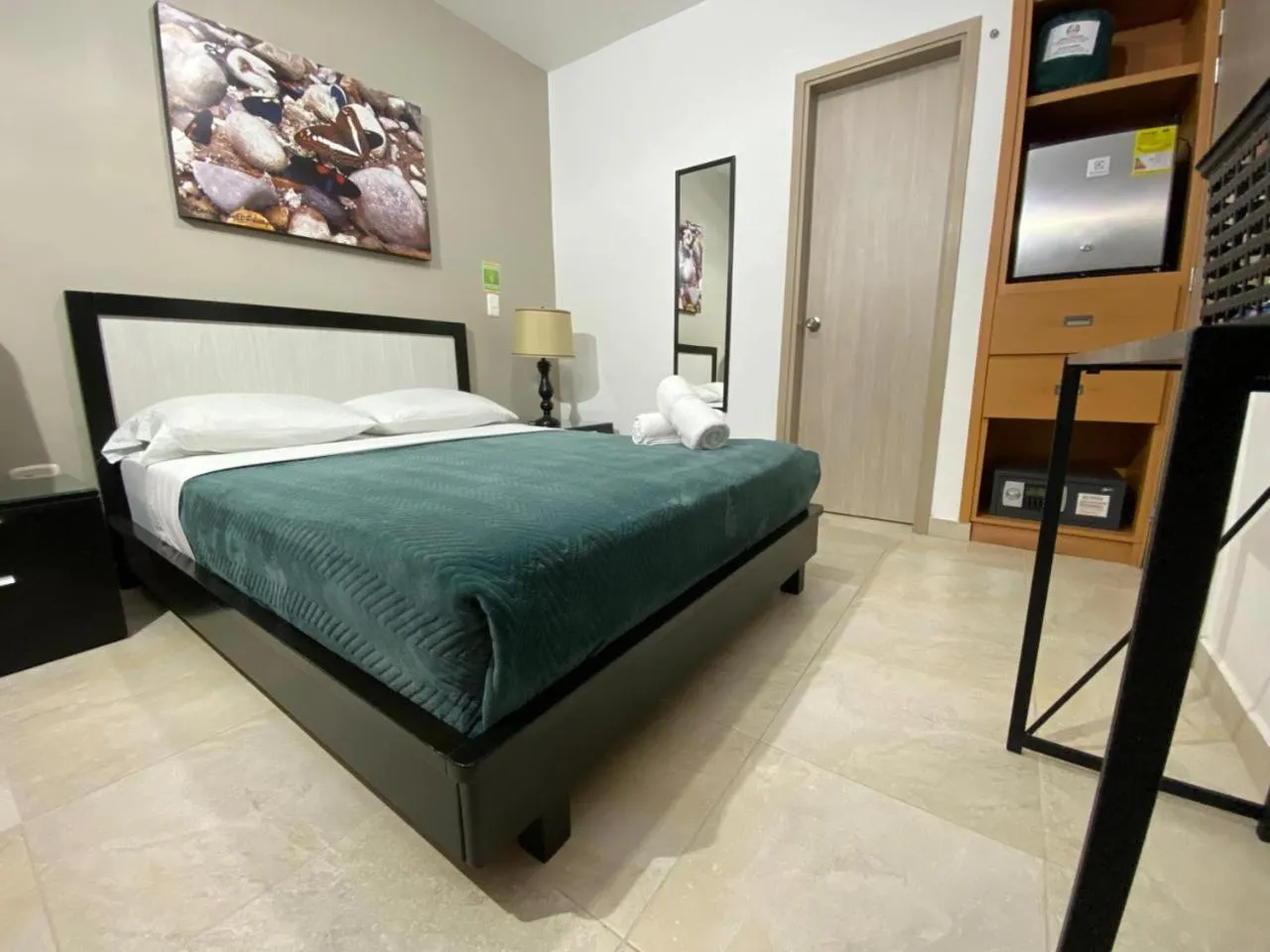 Photo of the whole room, Bed in Casa Borbon