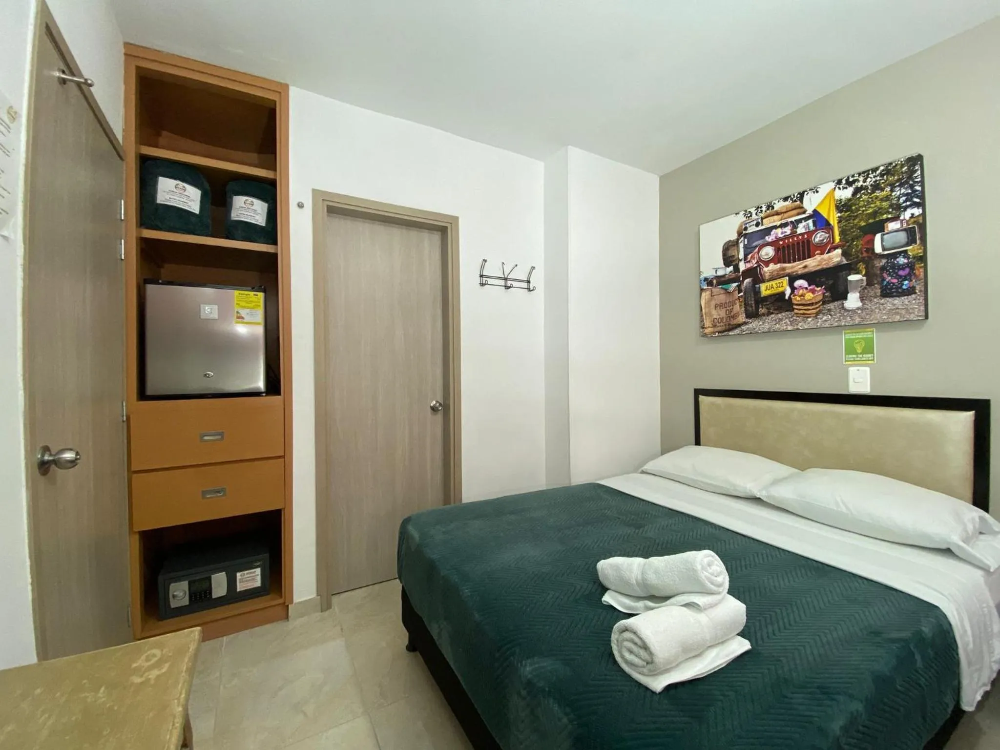 Photo of the whole room, Bed in Casa Borbon