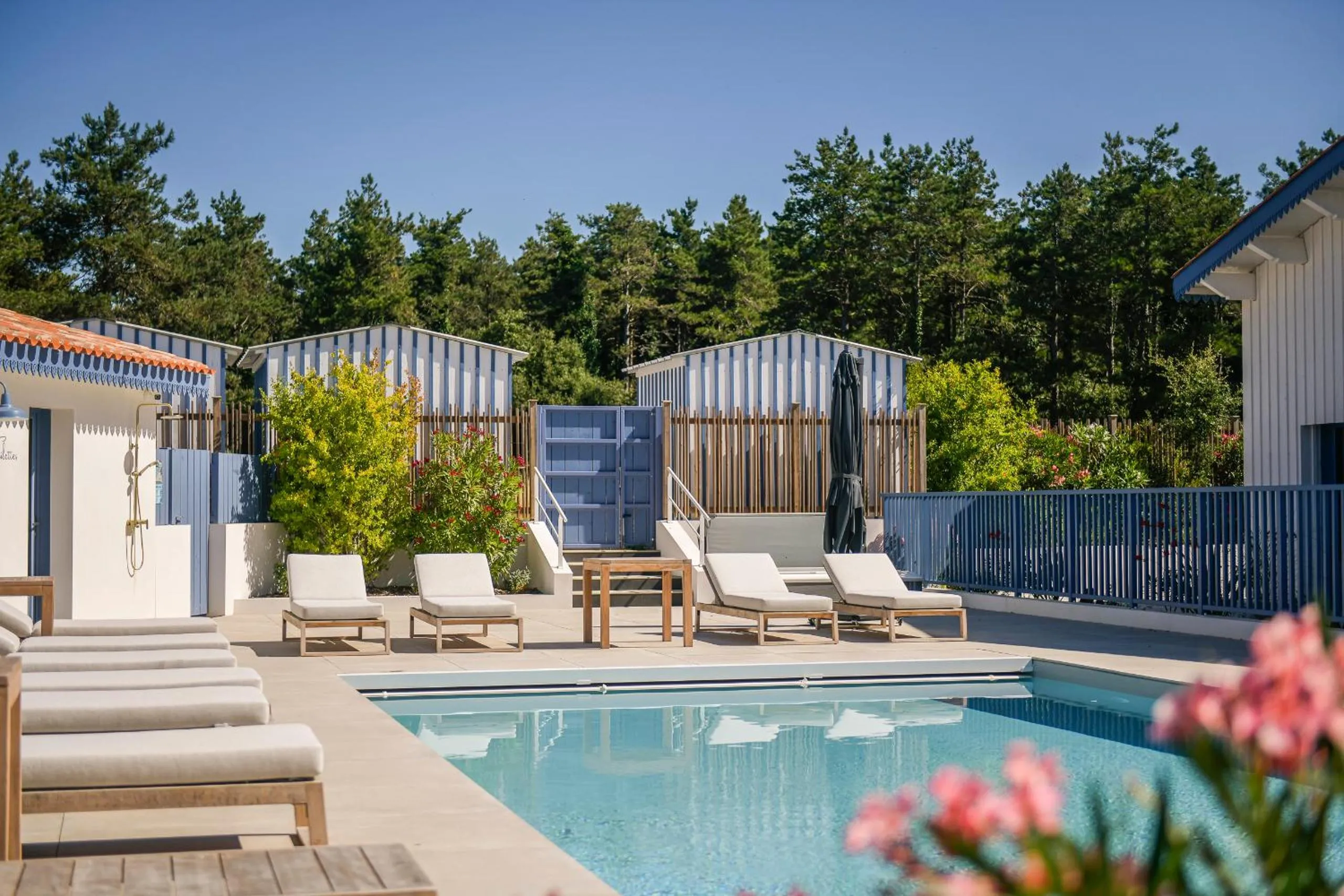 Pool view in Domaine Les Clayères