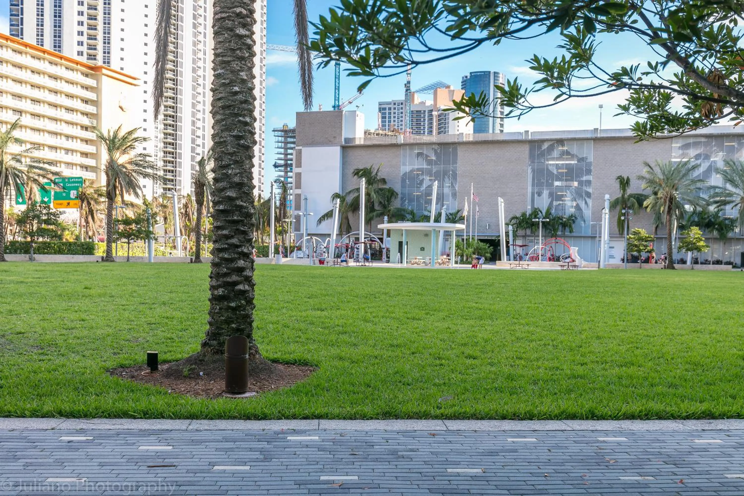 Neighbourhood in Ocean Reserve Luxury Condos Across from Sunny Isles Beach