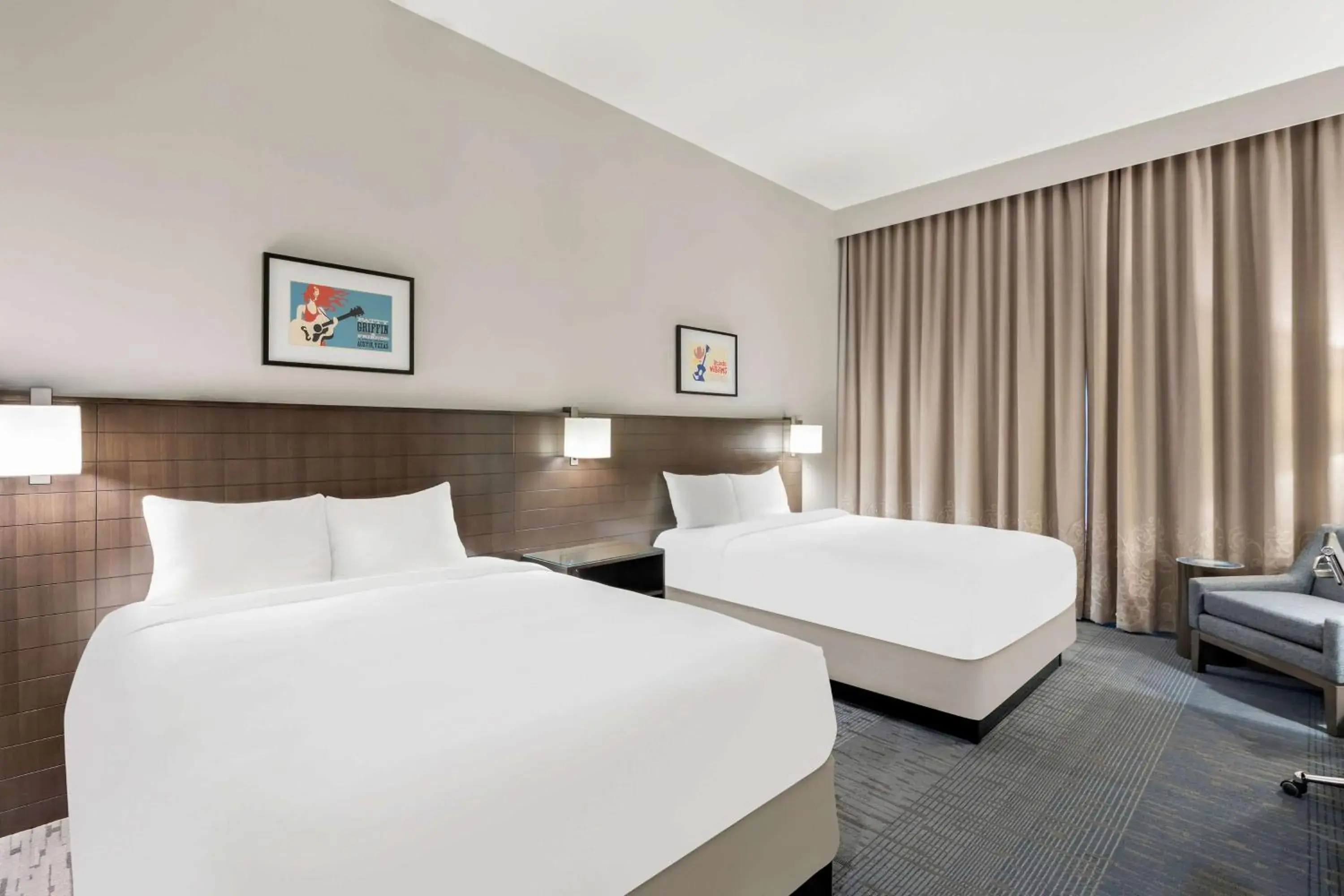 Deluxe Queen Room with Two Queen Beds with Tub - Mobility/Hearing Accessible in Sonesta Bee Cave Austin Hill Country Deluxe Queen Room with Two Queen Beds with Tub - Mobility/Hearing Accessible in Sonesta Bee Cave Austin Hill Country