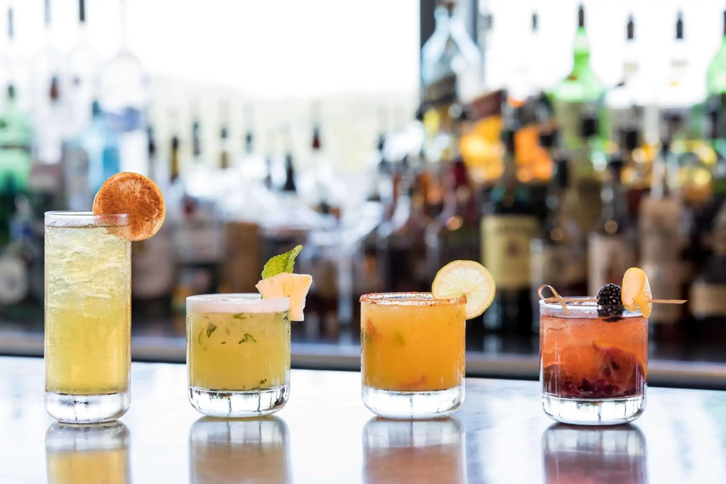 Lounge or bar in Sonesta Bee Cave Austin Hill Country Lounge or bar in Sonesta Bee Cave Austin Hill Country