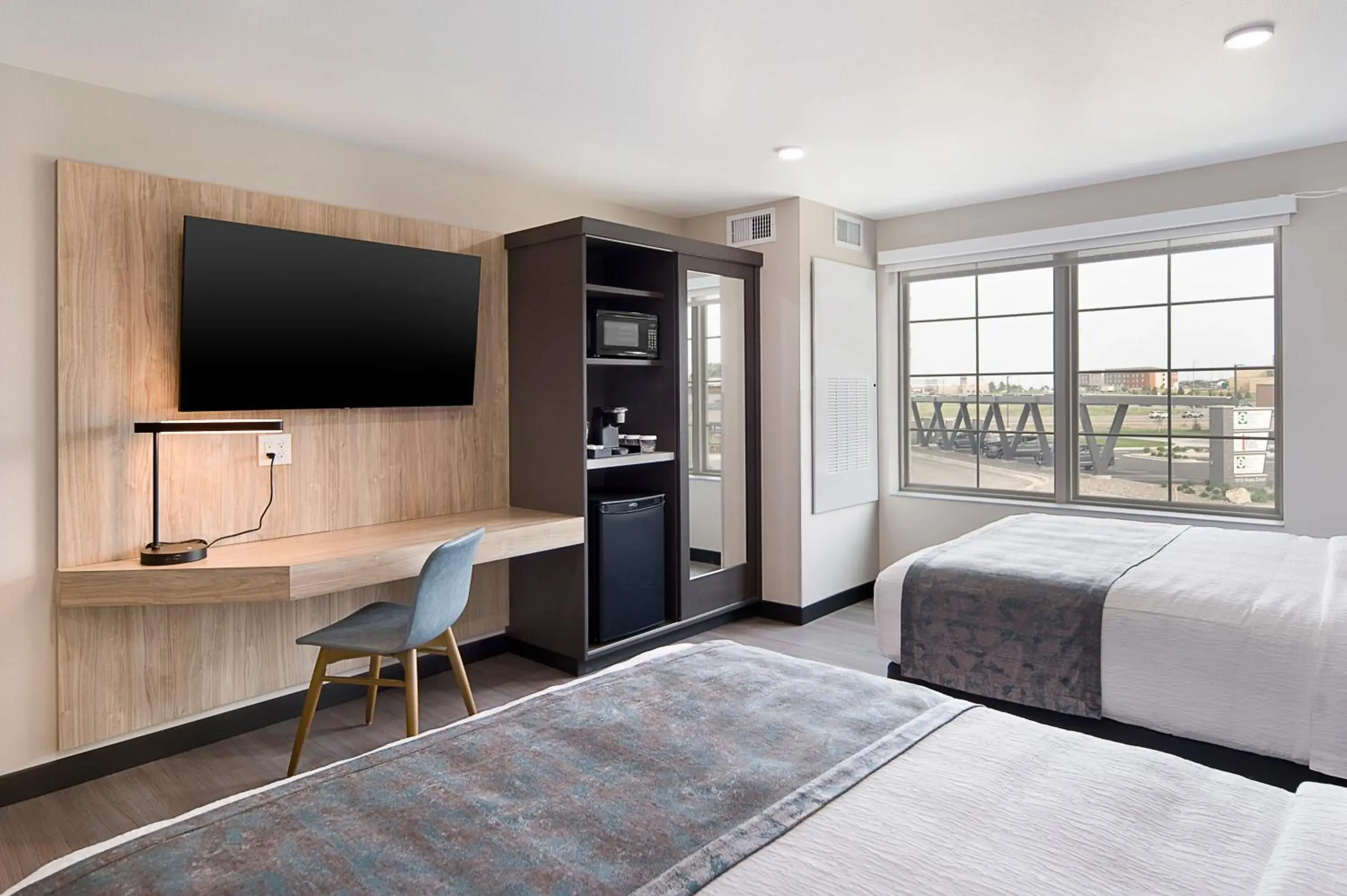 Double Room - Disability Access in ClubHouse Hotel & Suites Rapid City Double Room - Disability Access in ClubHouse Hotel & Suites Rapid City