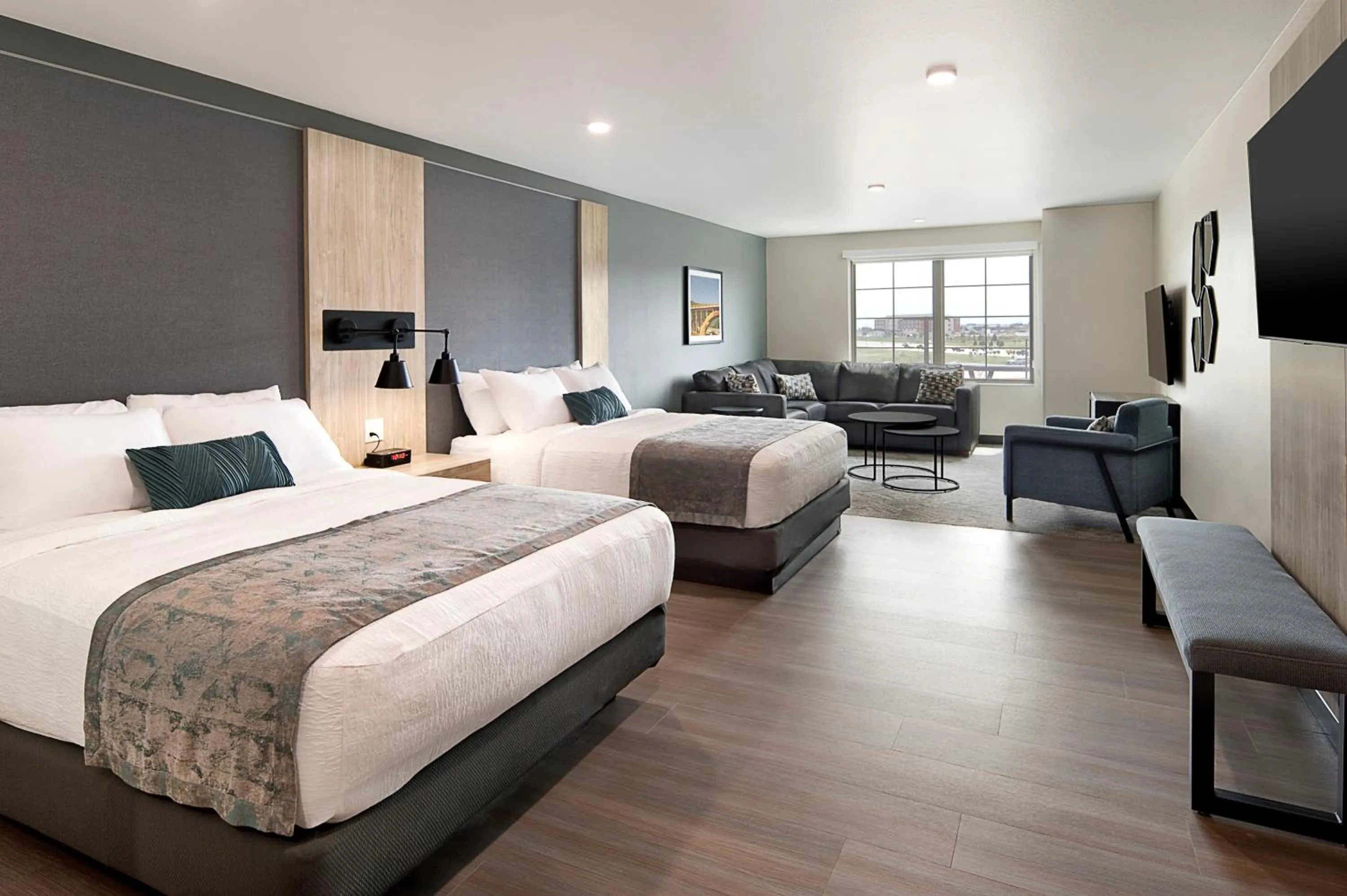 Bedroom, Bed in ClubHouse Hotel & Suites Rapid City