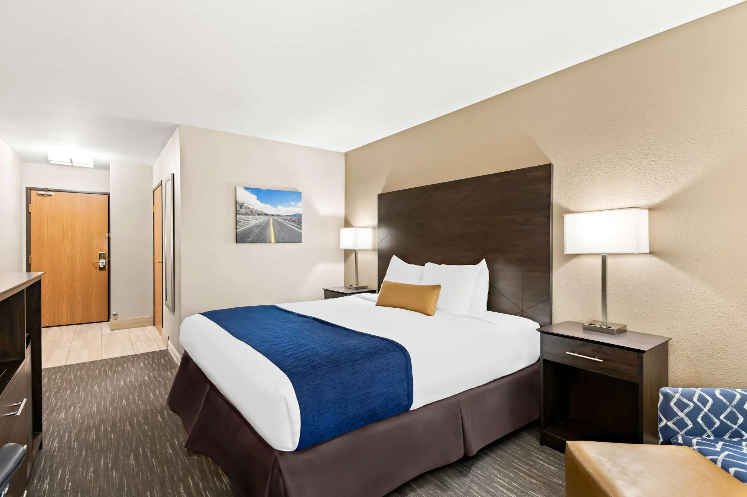 Bedroom, Bed in Best Western Snowflake Inn