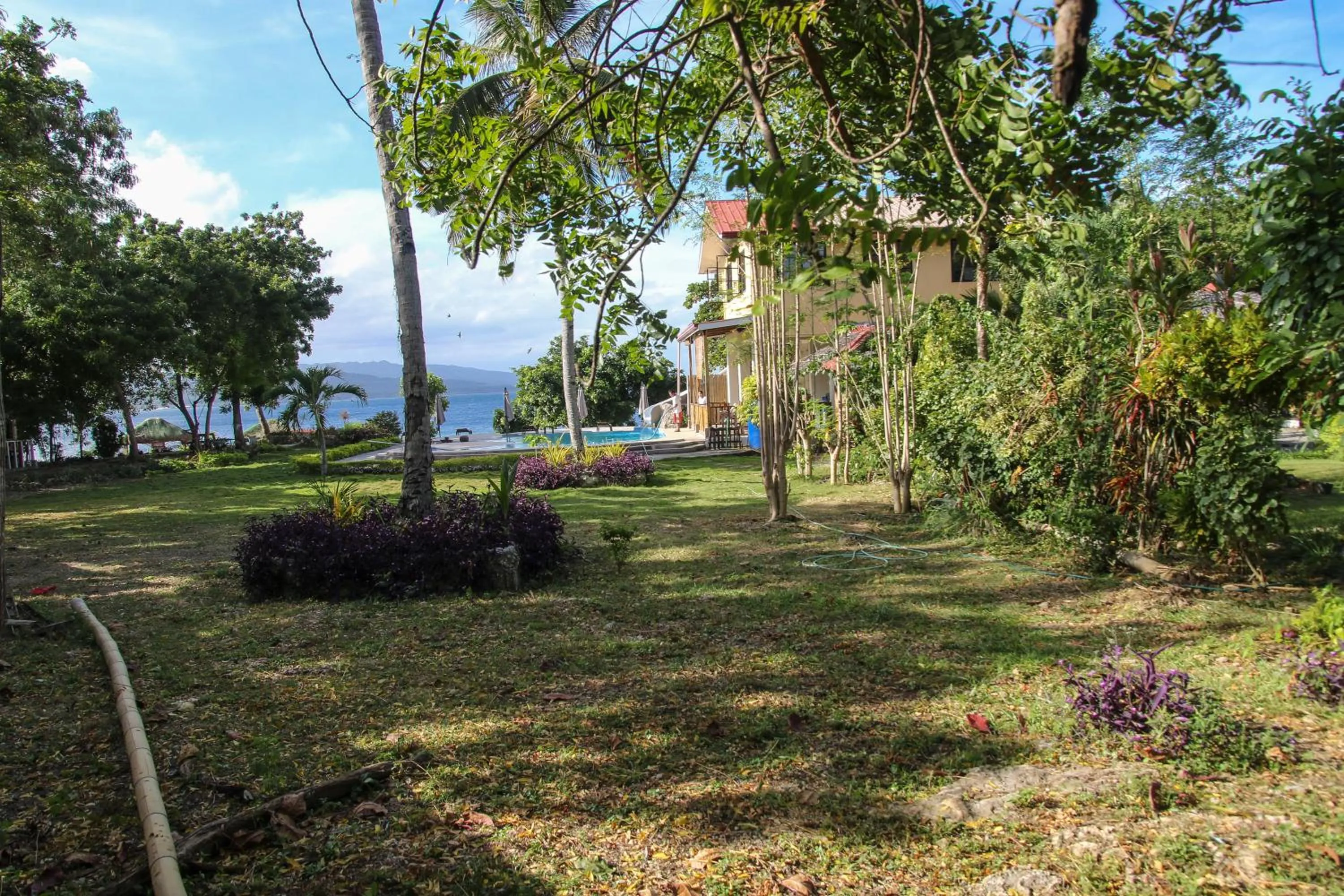 Garden in Isla Hayahay Beach Resort and Restaurant