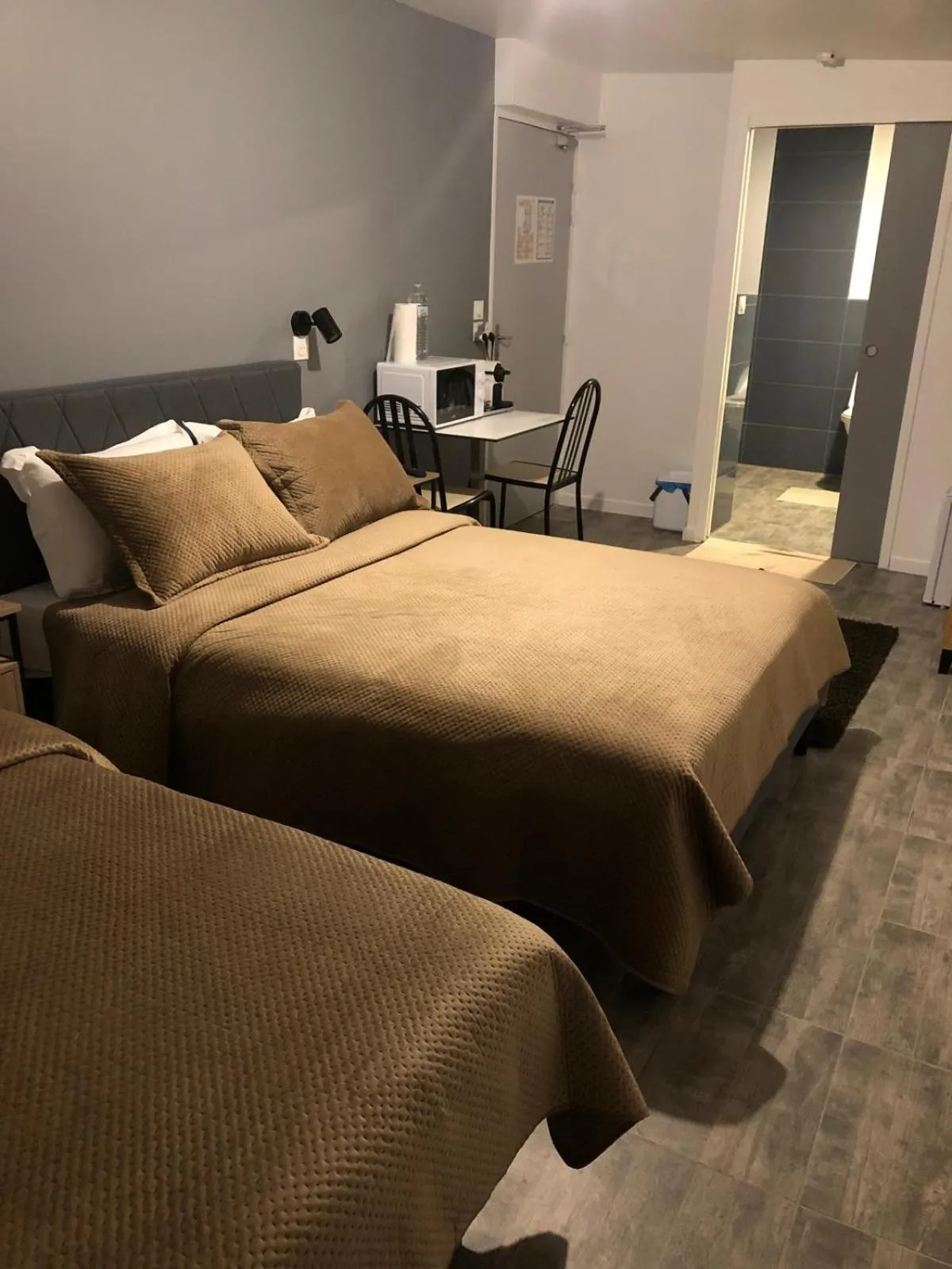 Triple Room in Hôtel Saint - Charles