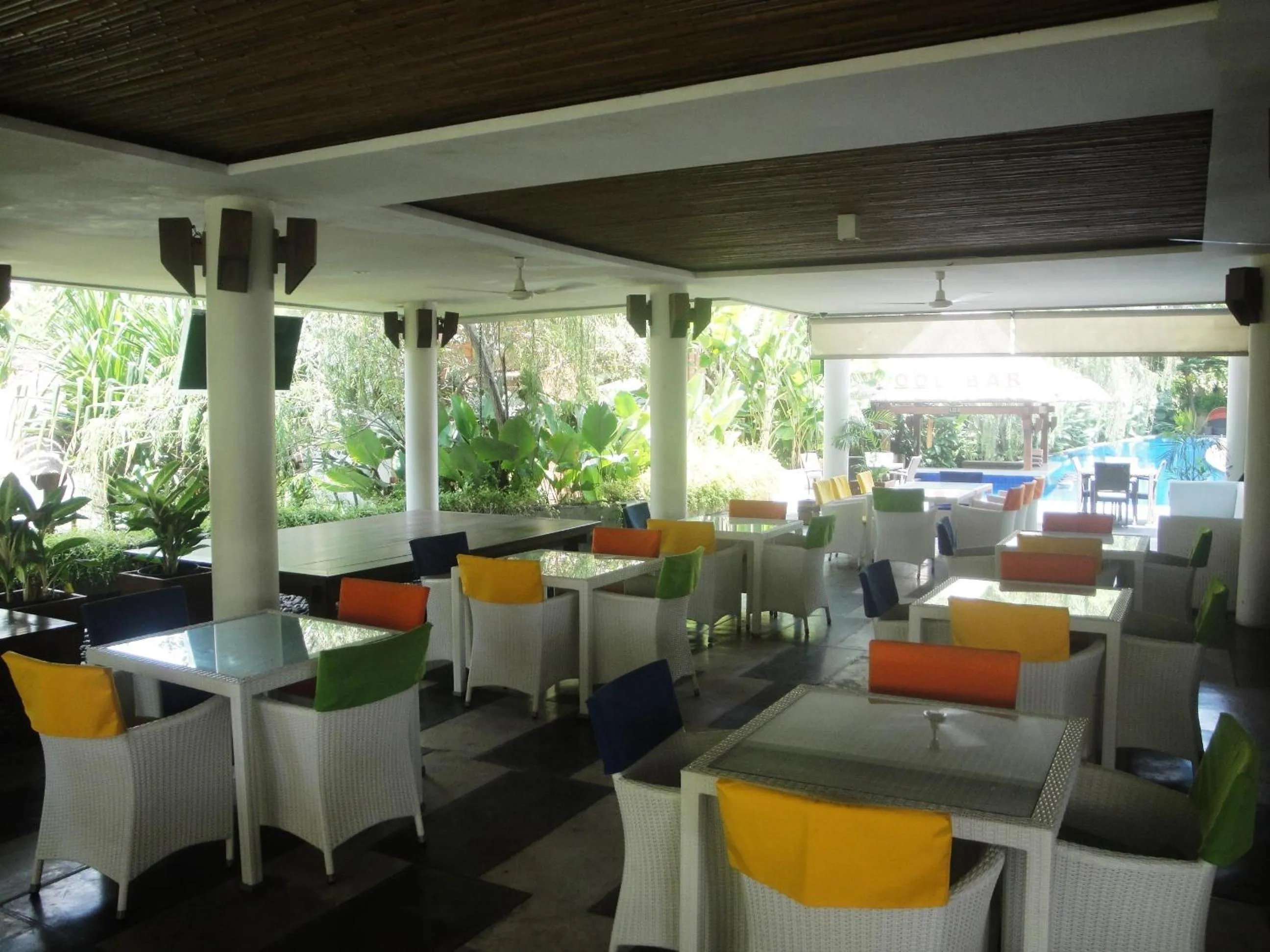 Restaurant/places to eat in Grand Mega Resort & Spa