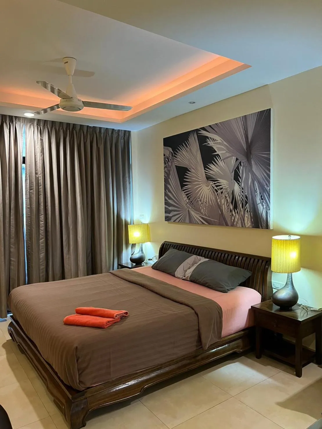 Bedroom, Bed in Blue Chang House