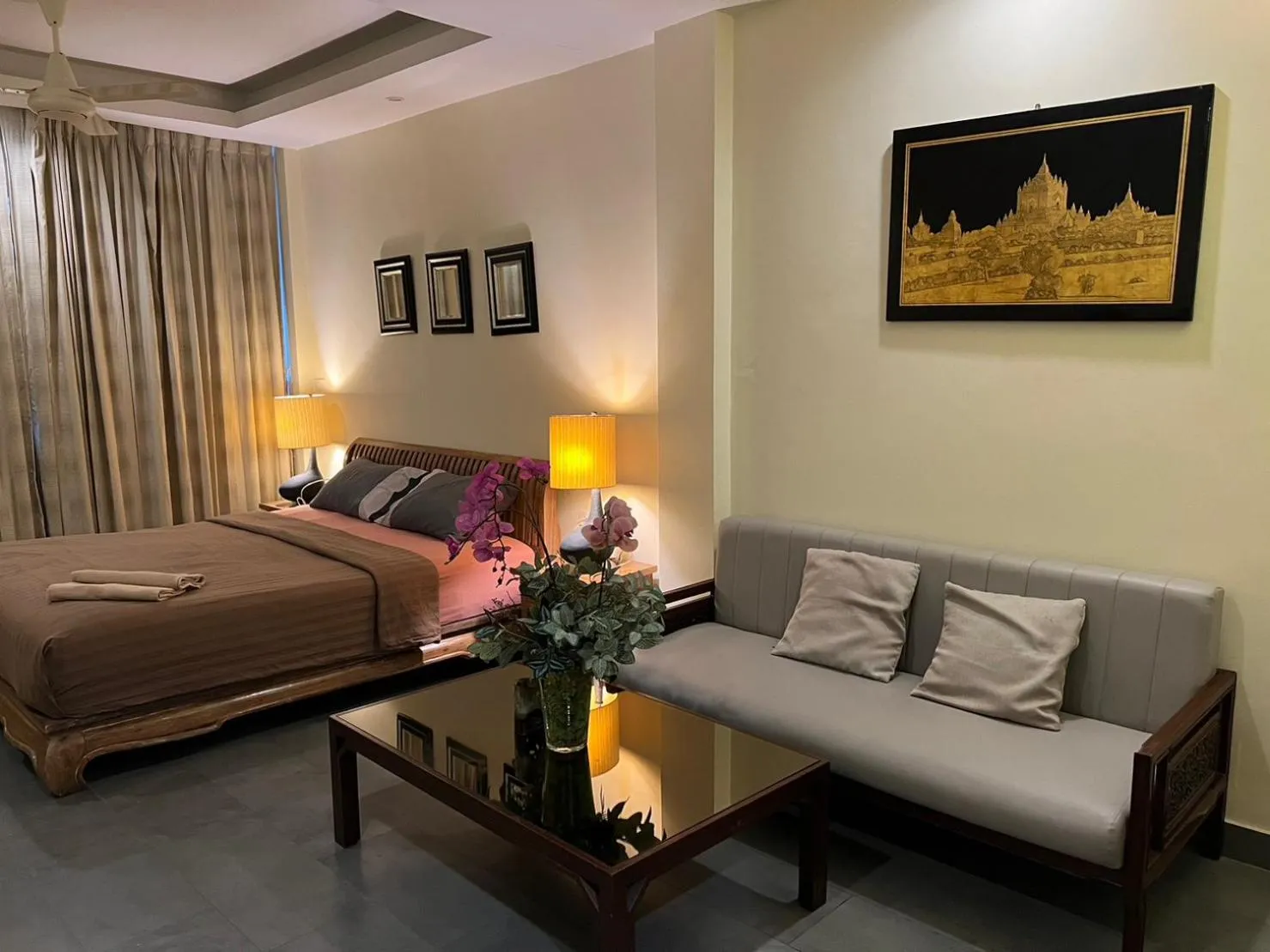 Bedroom, Bed in Blue Chang House