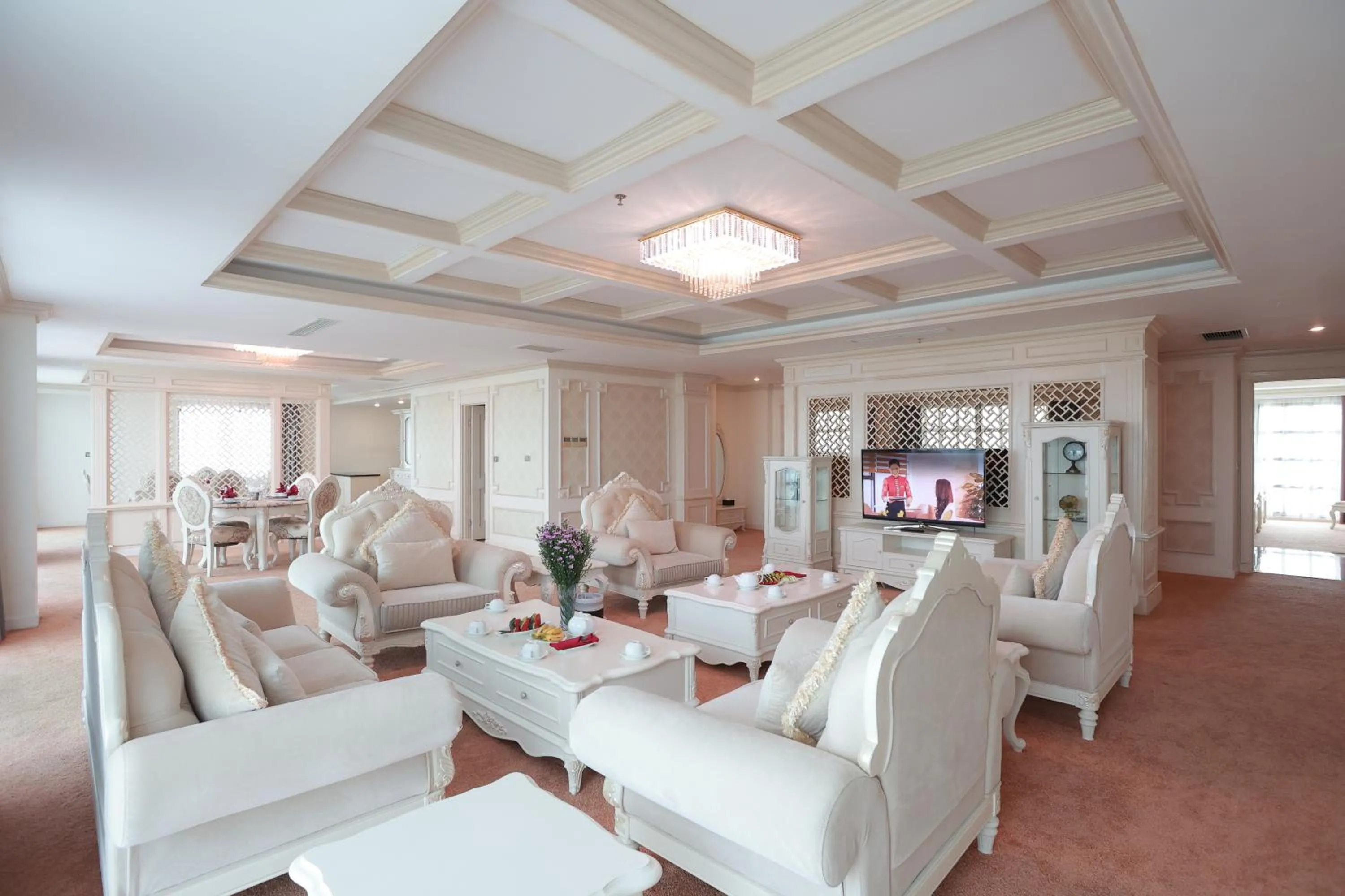 Living room in Muong Thanh Holiday Hoi An Hotel