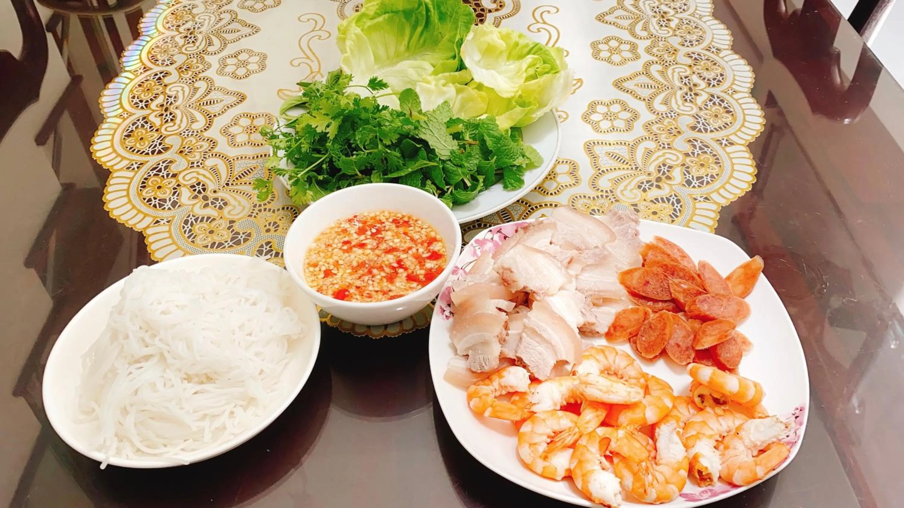 Restaurant/places to eat in B & B Accommodation Service