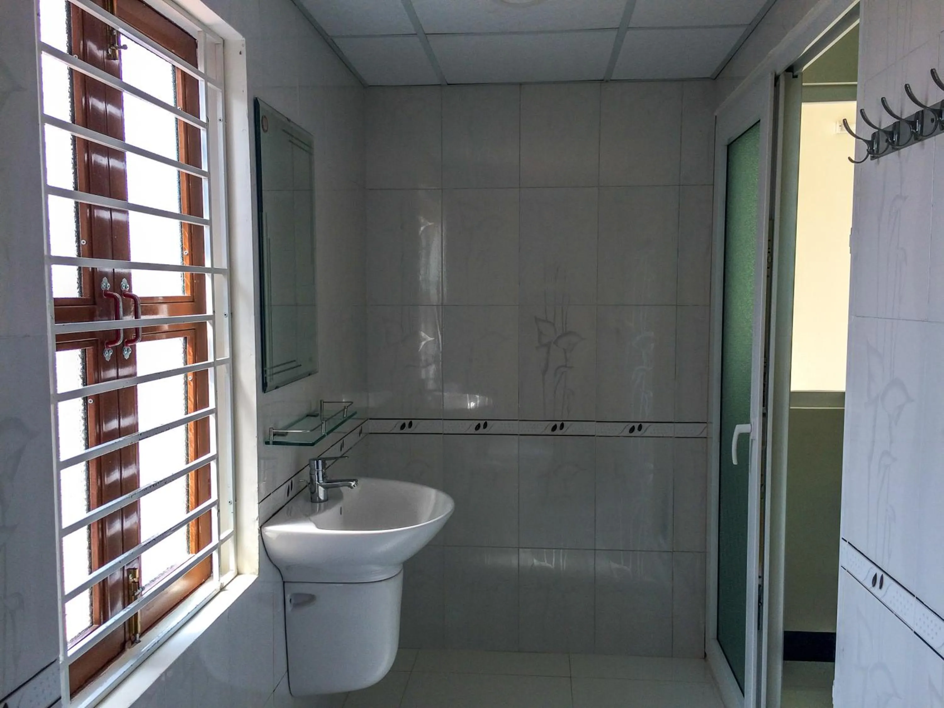 Bathroom in B & B Accommodation Service