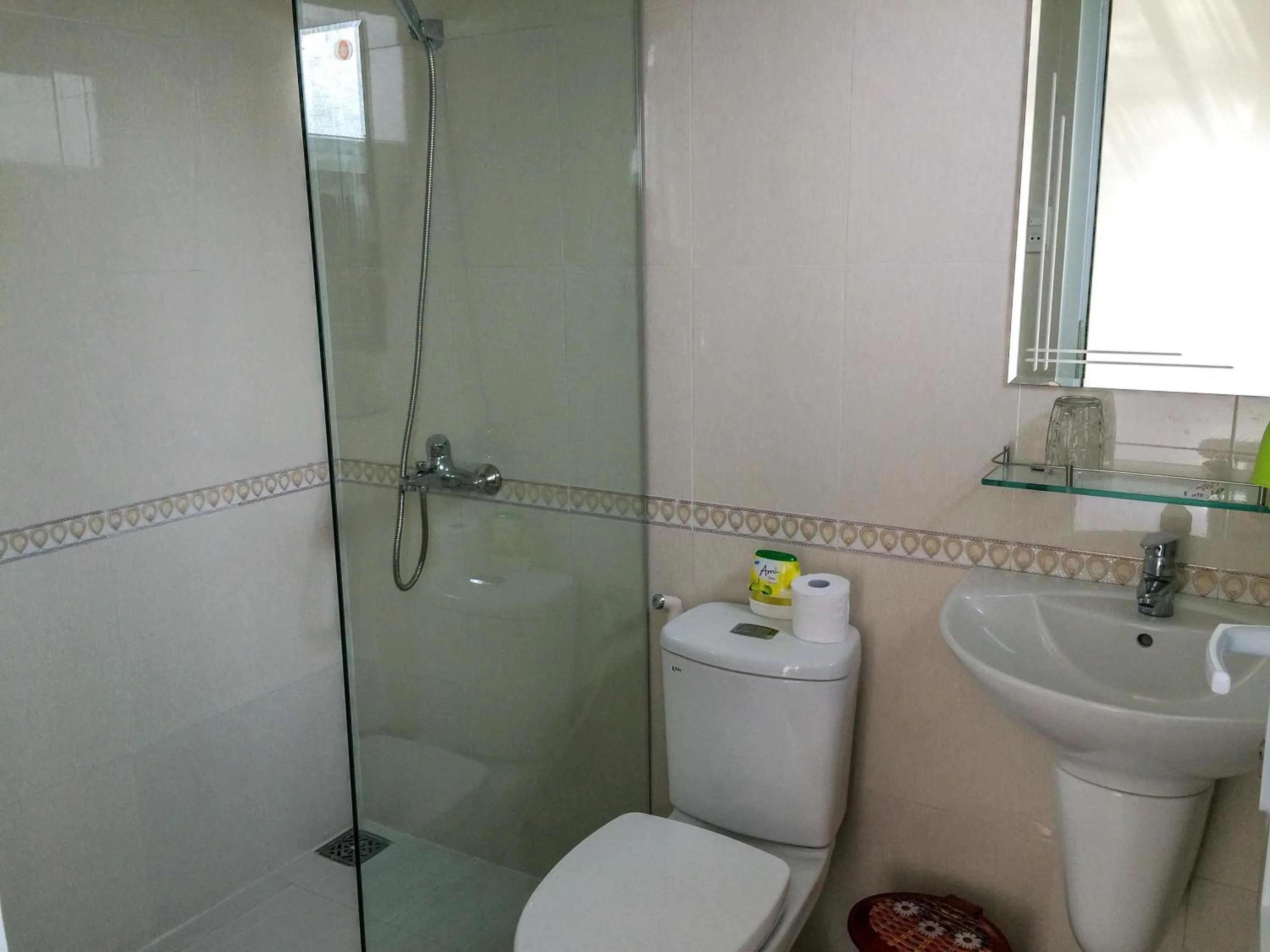 Bathroom in B & B Accommodation Service