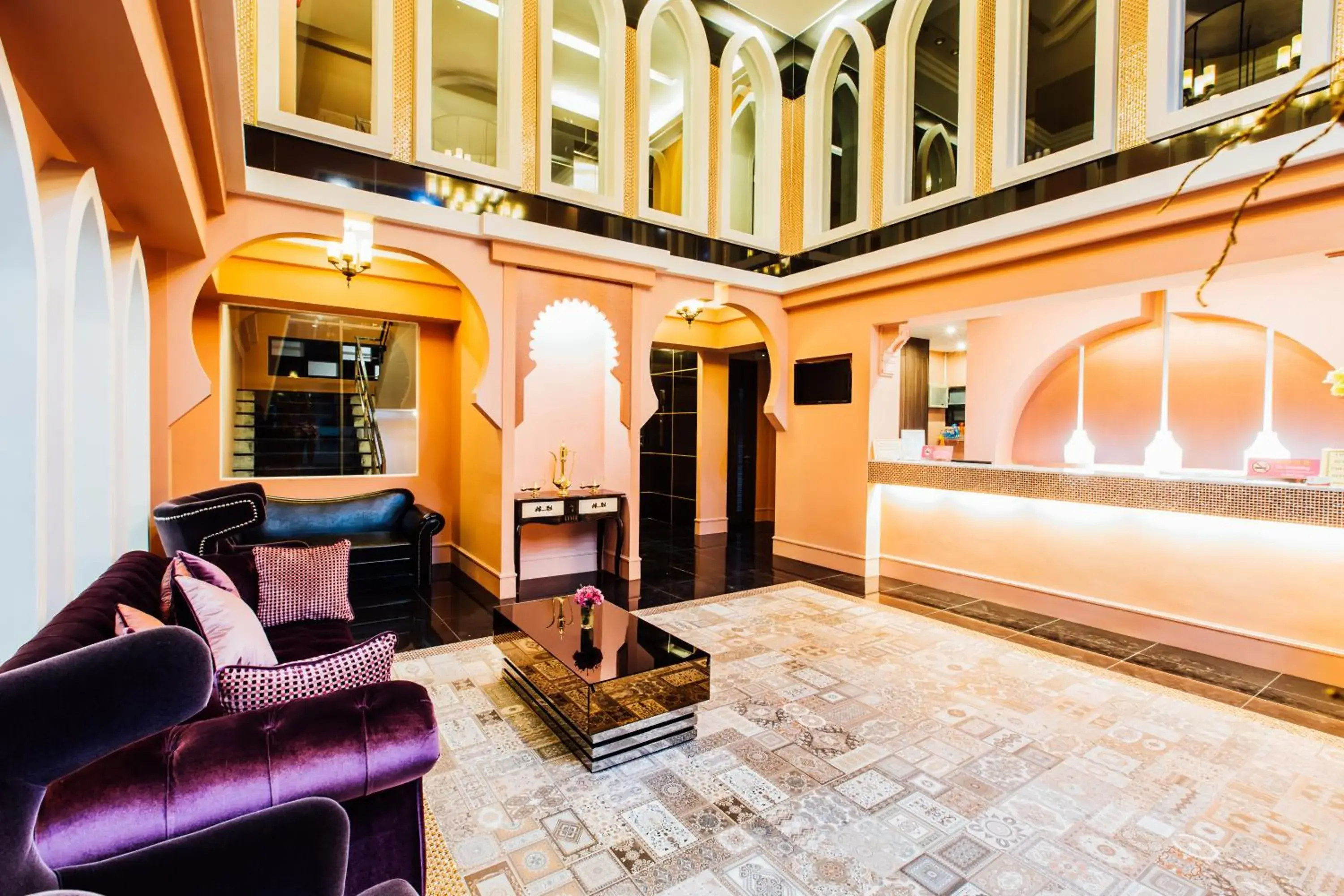 Lobby or reception in Baron Zotel Bangkok SHA PLUS Lobby or reception in Baron Zotel Bangkok SHA PLUS