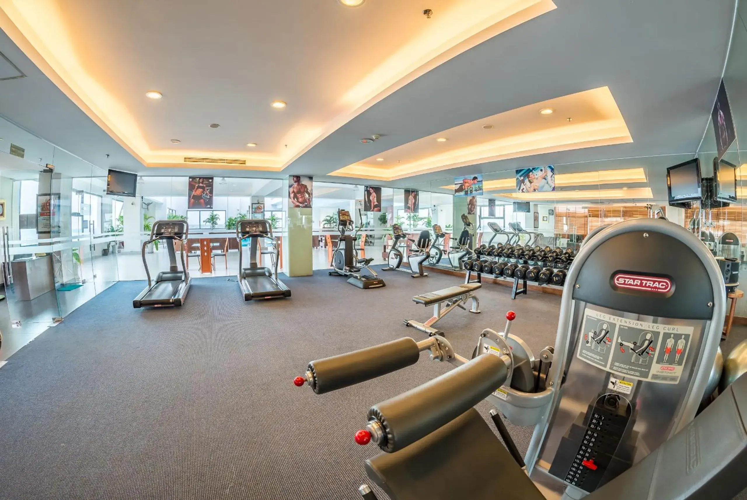 Fitness centre/facilities in AURORA Hotel Plaza Fitness centre/facilities in AURORA Hotel Plaza