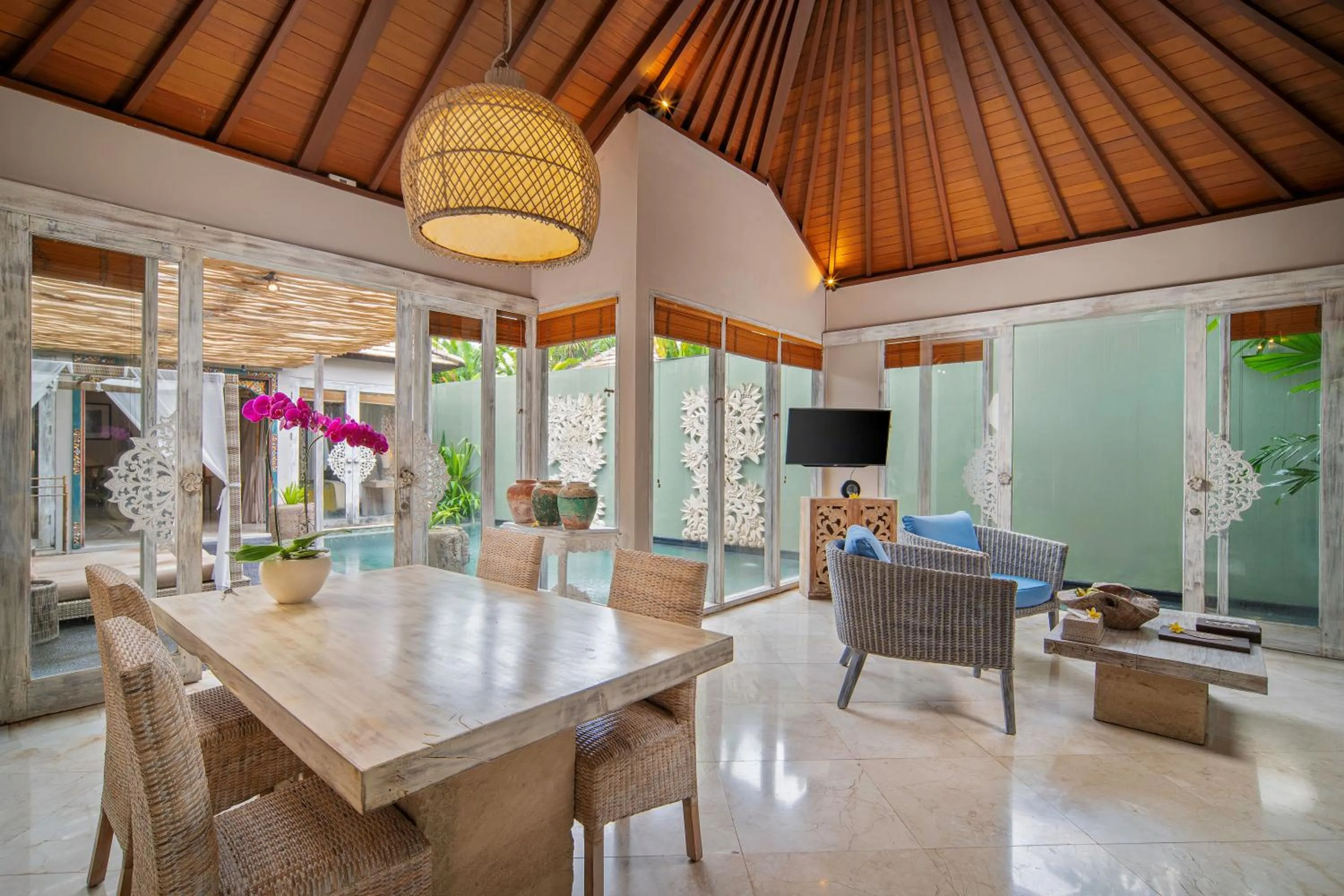 Dining area in The Royal Purnama Luxury Villas - Adults Only