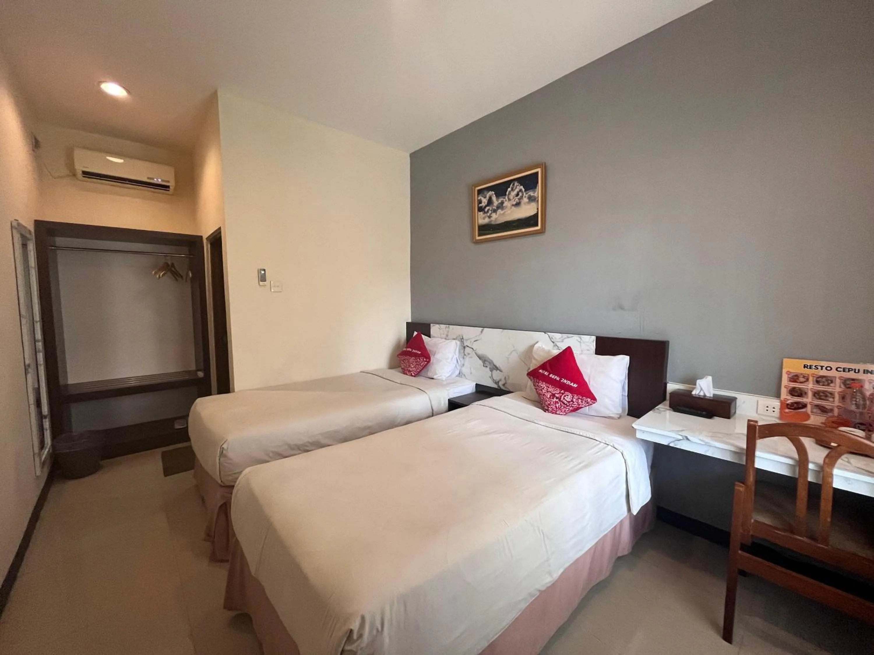 Bed in Hotel Cepu Indah 1