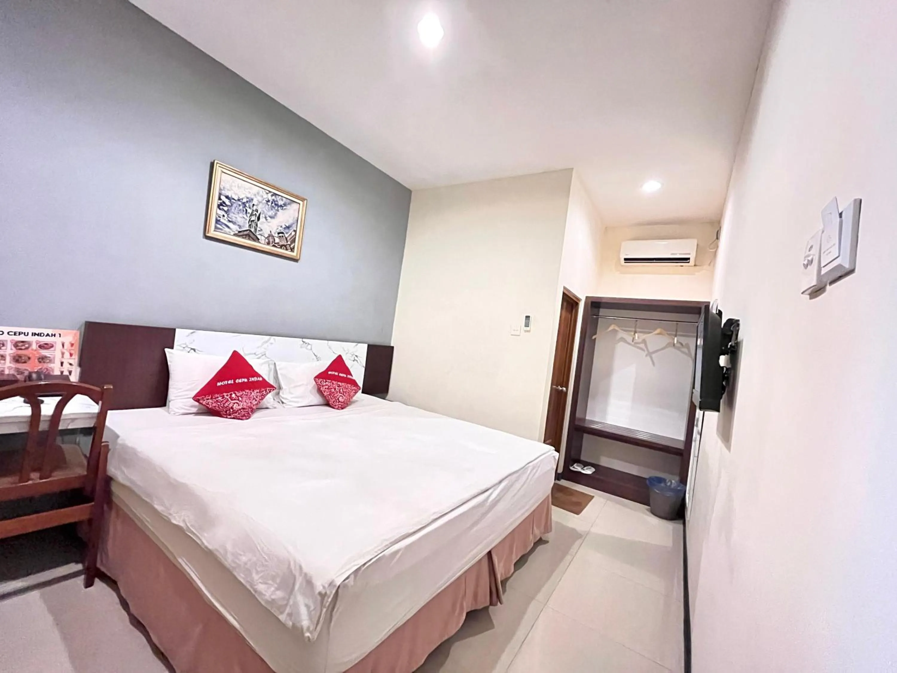 Bed in Hotel Cepu Indah 1