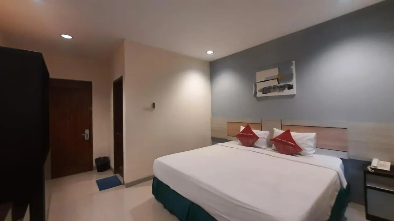Bed in Hotel Cepu Indah 2