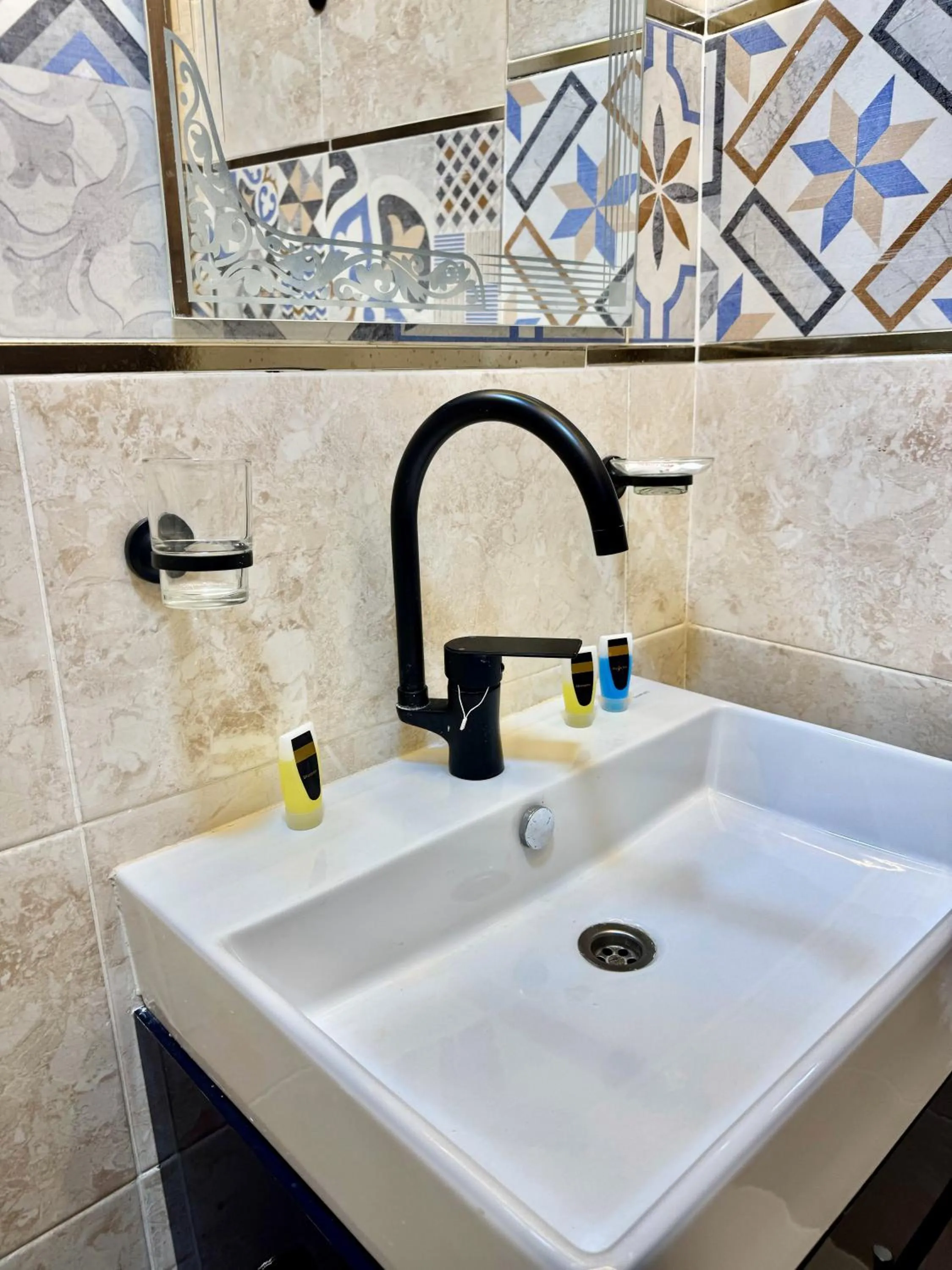 Bathroom in Night Pyramids Inn Hotel