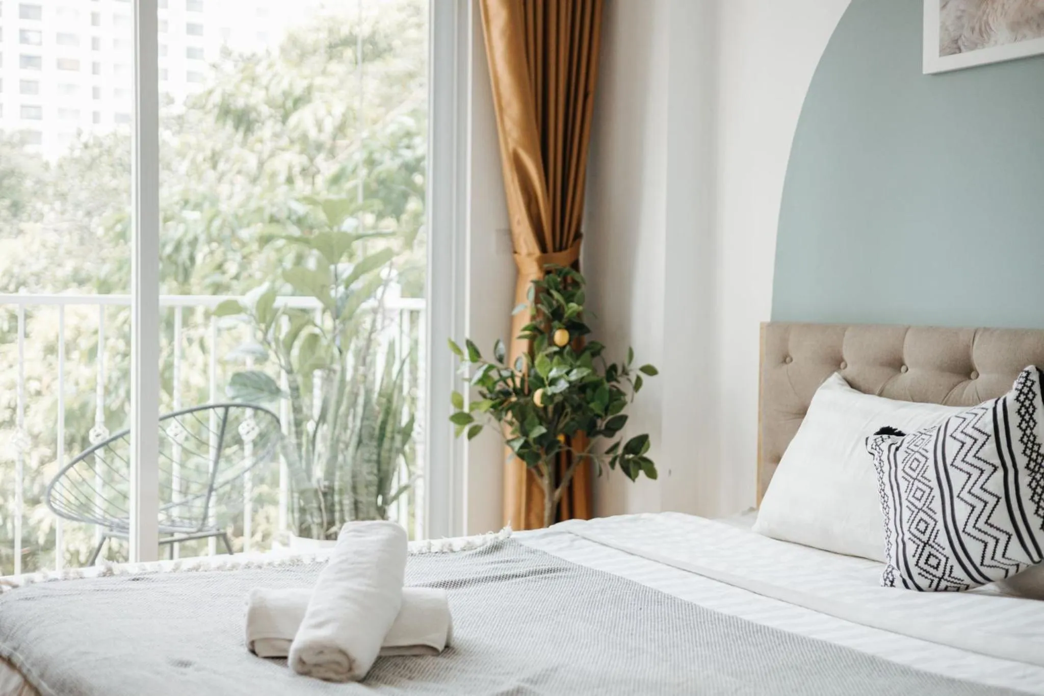 Bed in The Euphoria Sophisticated Style - Stay 24h