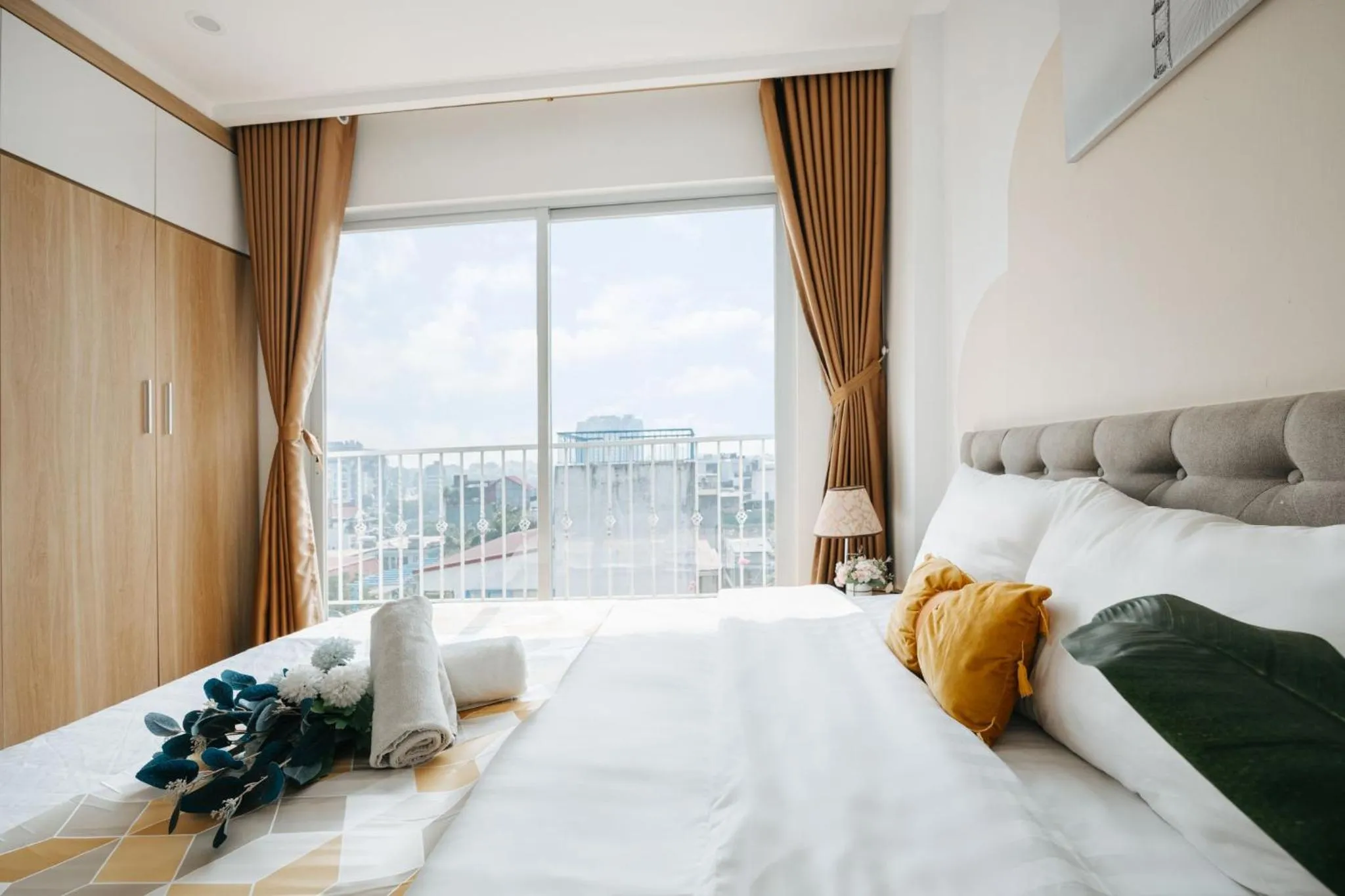 Bed in Label6 Studio West Lake