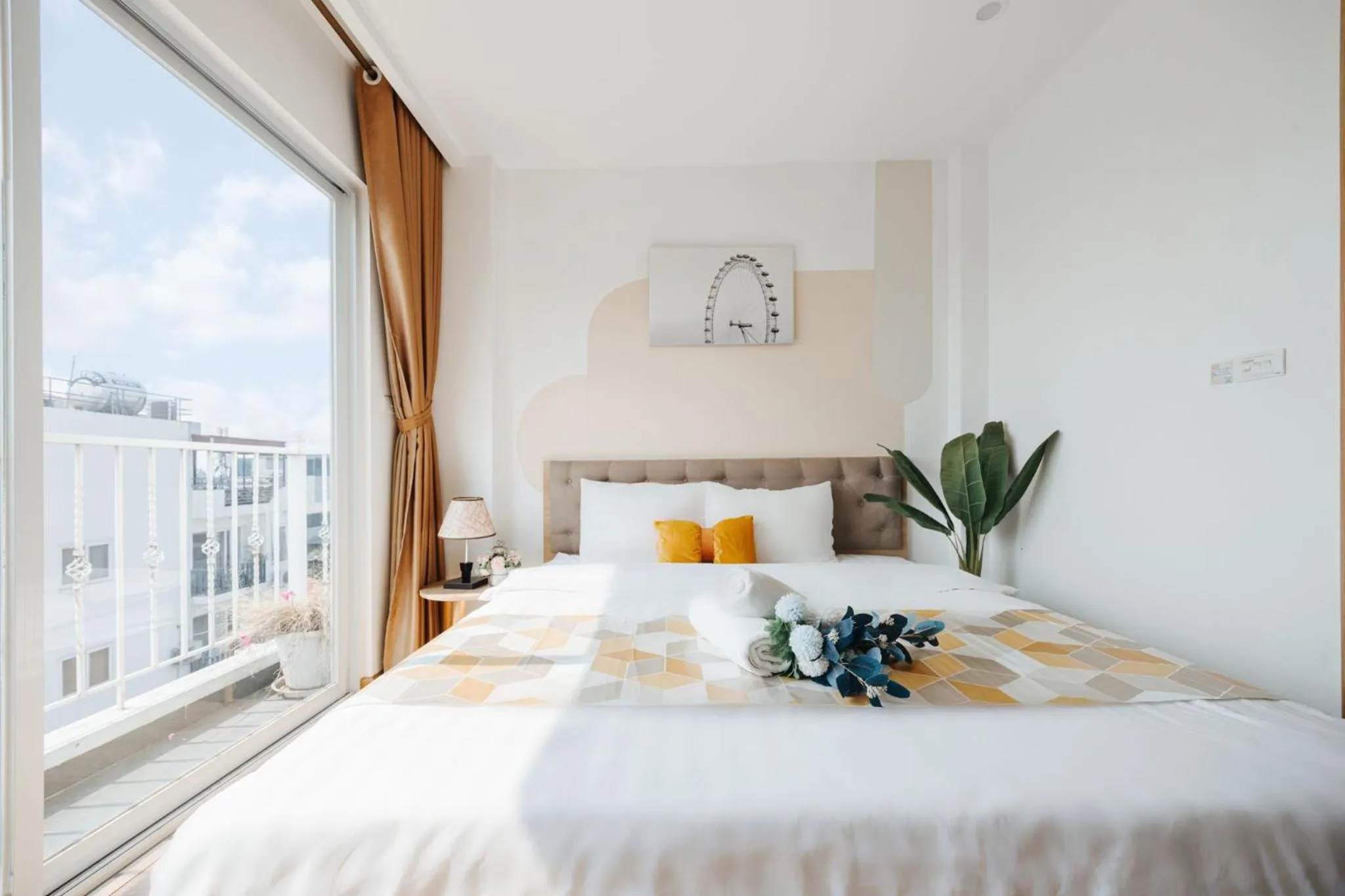 Bed in Label6 Studio West Lake