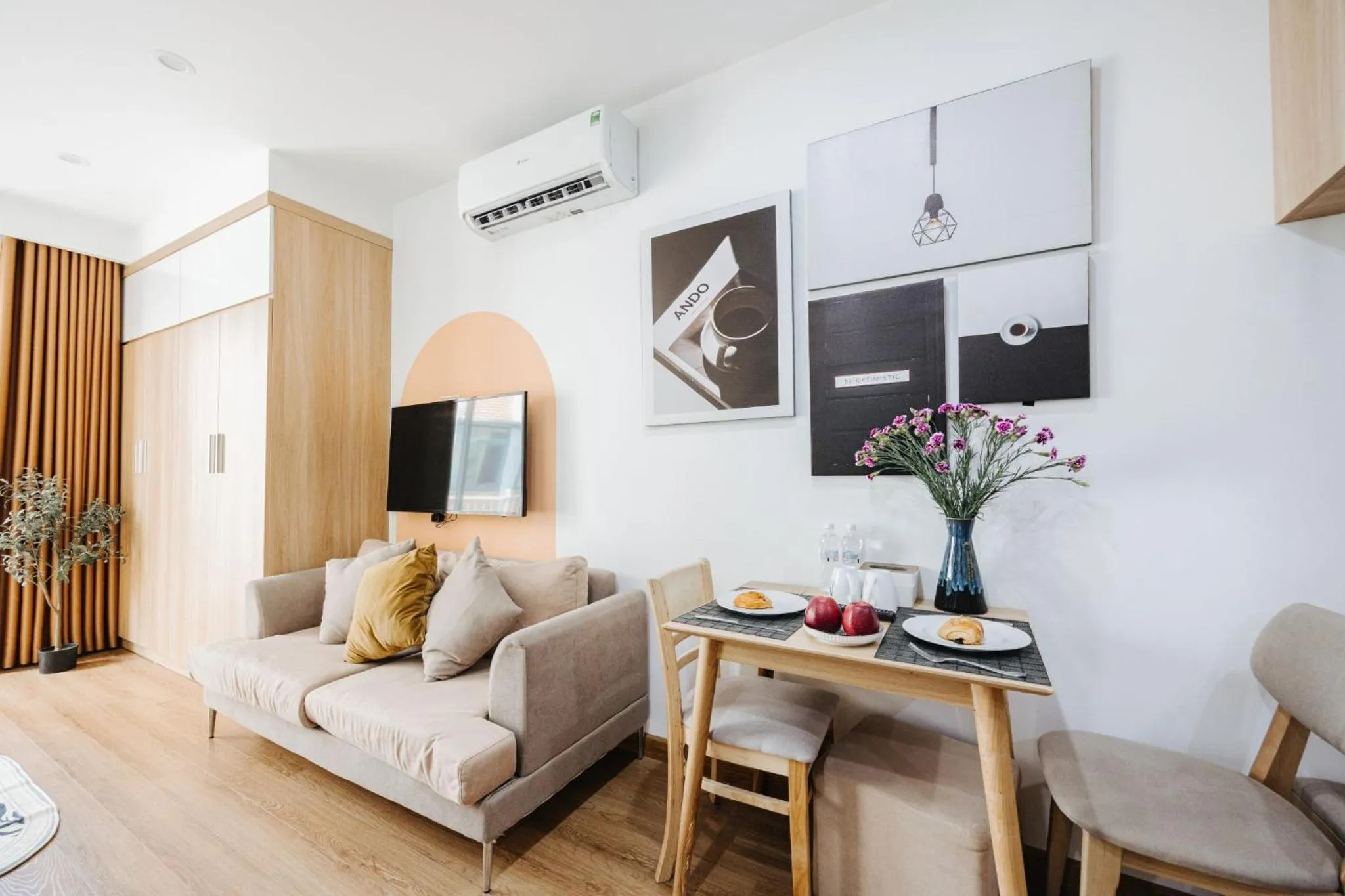 TV and multimedia in The Euphoria Sophisticated Style - Stay 24h