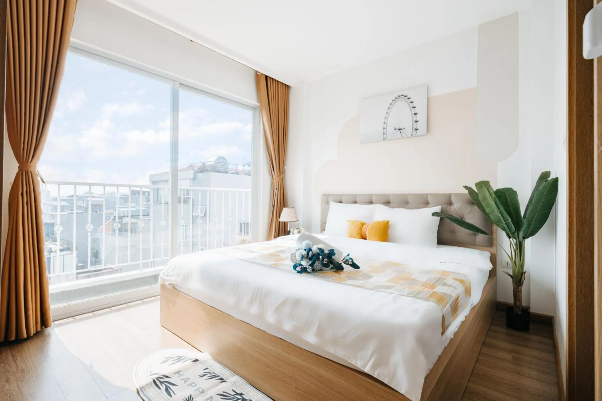 View (from property/room), Bed in Label6 Studio West Lake