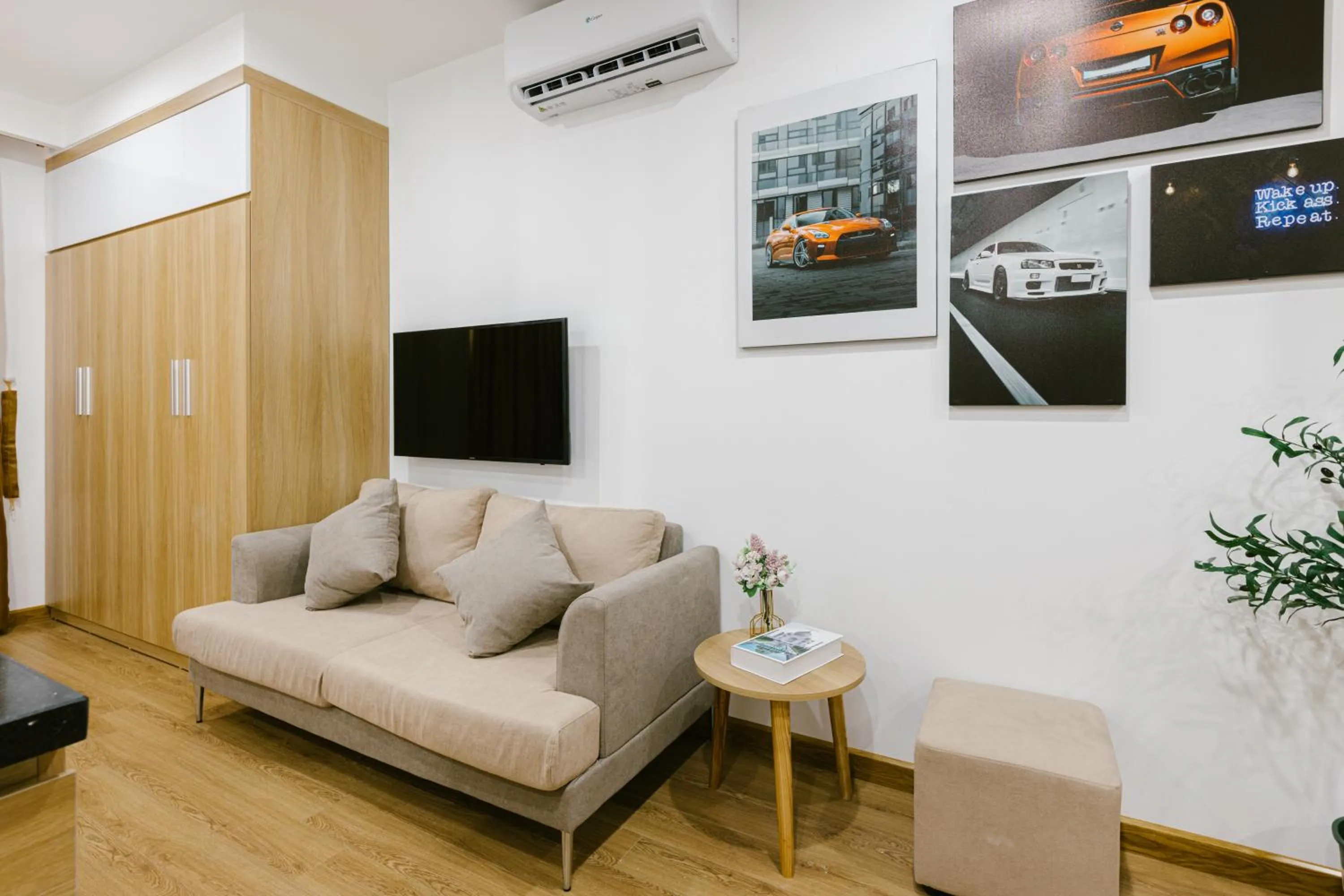 TV and multimedia in The Euphoria Sophisticated Style - Stay 24h