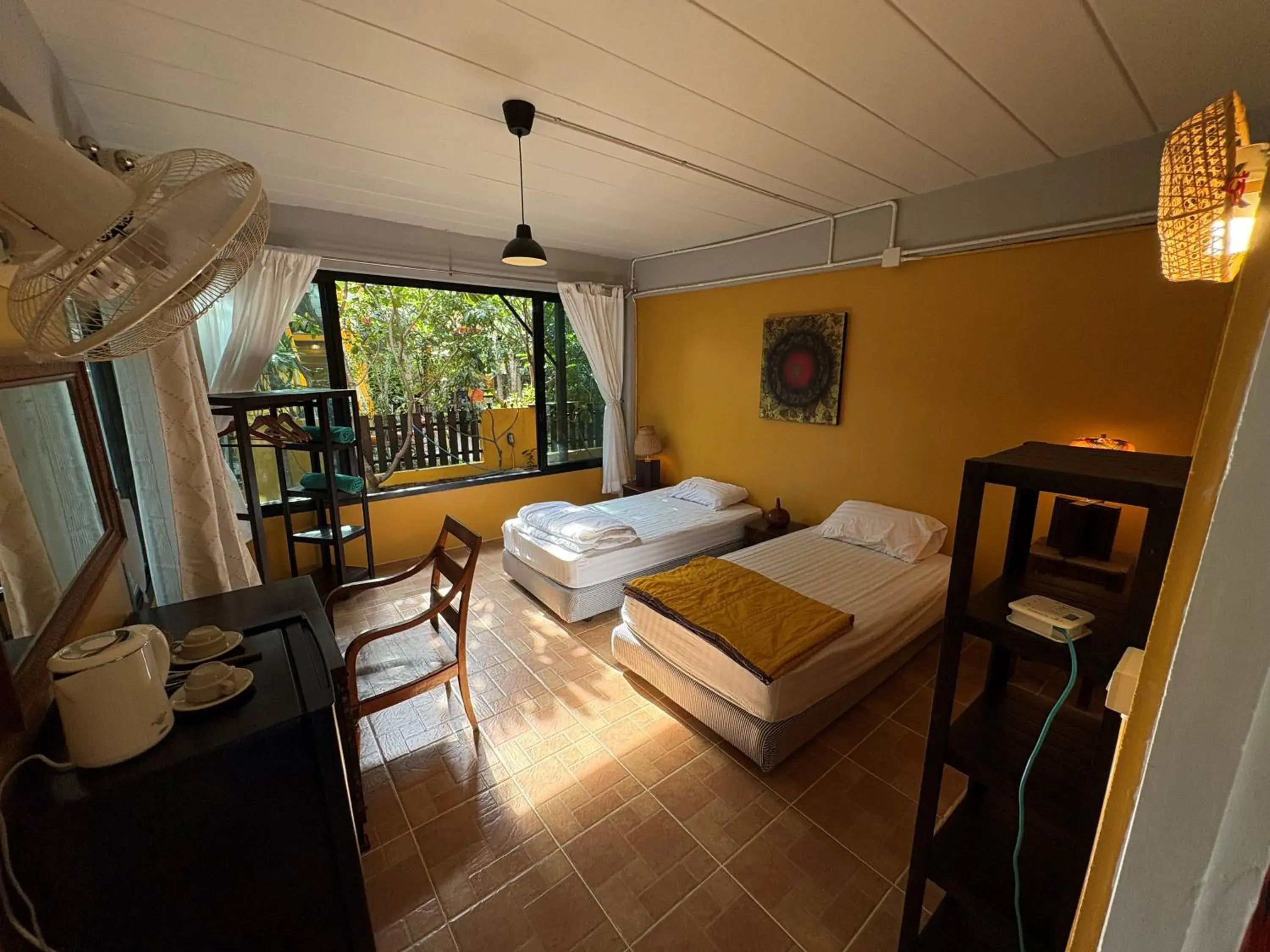 Small Twin Room in Golden Mango House Small Twin Room in Golden Mango House