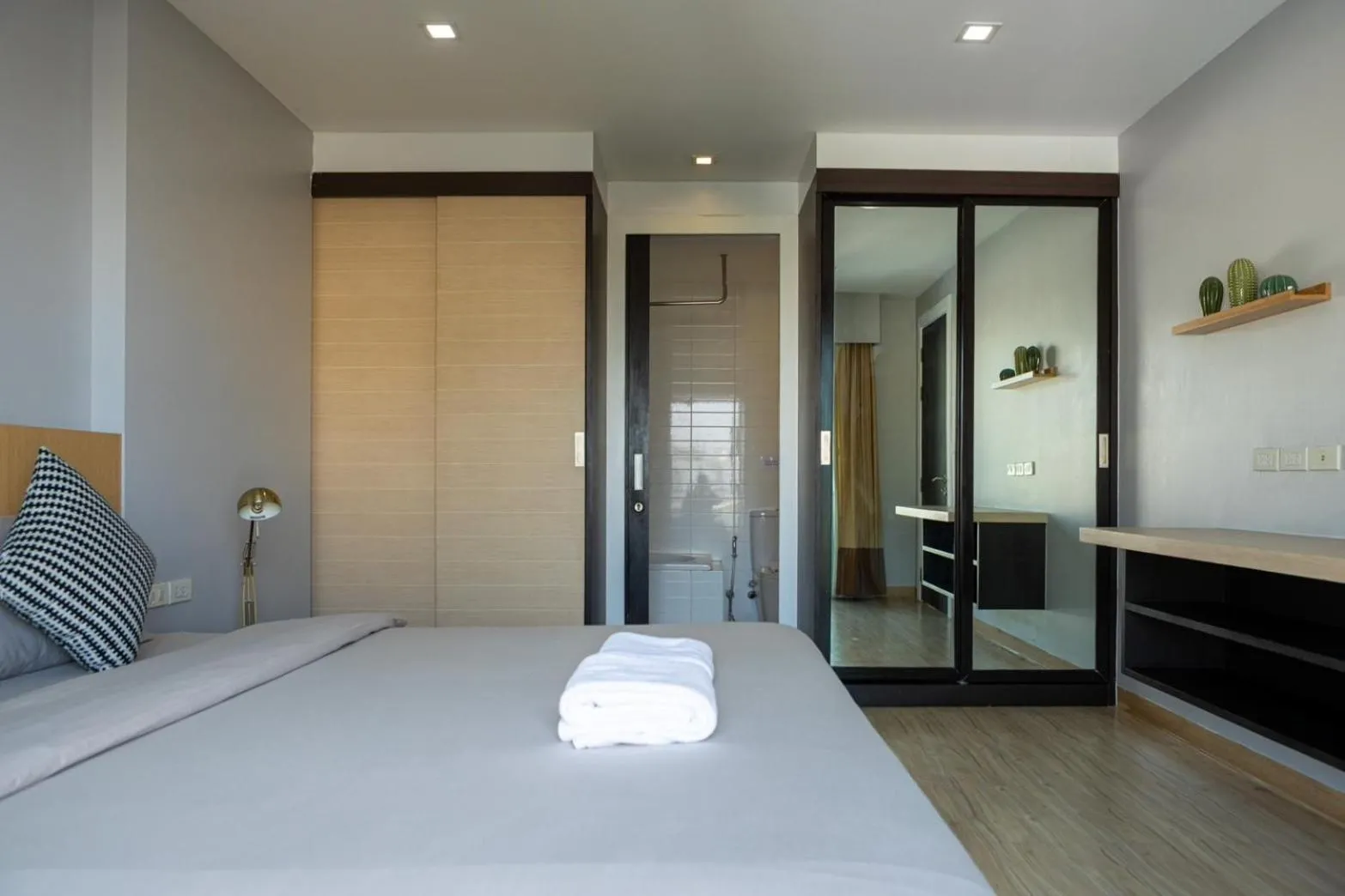 Bedroom, Bed in P Villa Lamoon Thonglor